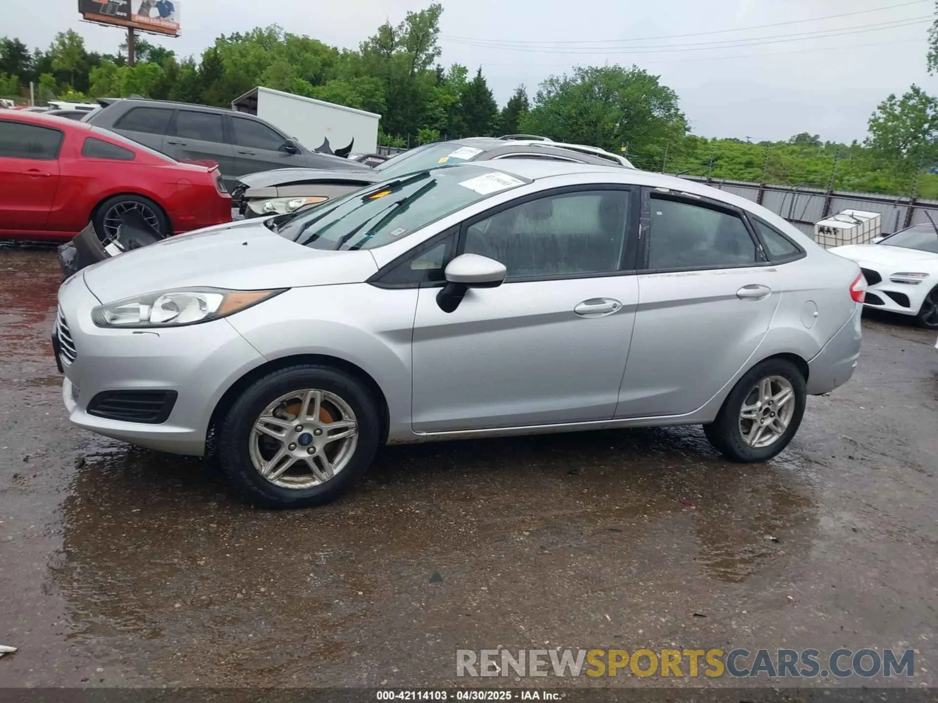 14 Photograph of a damaged car 3FADP4BJ7KM138389 FORD FIESTA 2019