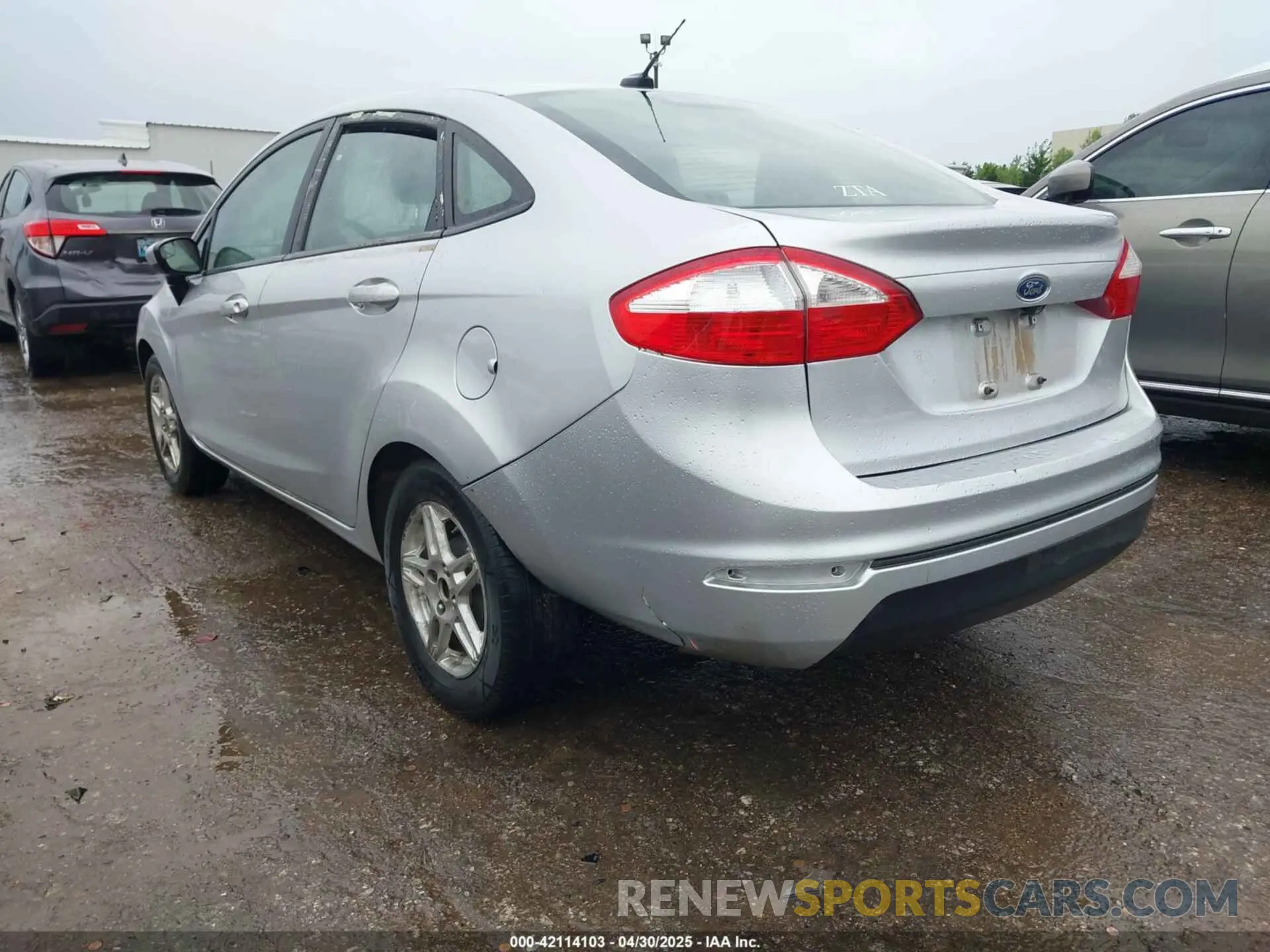 3 Photograph of a damaged car 3FADP4BJ7KM138389 FORD FIESTA 2019