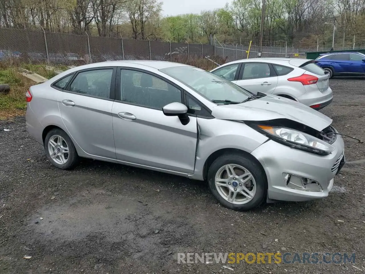 4 Photograph of a damaged car 3FADP4BJ7KM143818 FORD FIESTA 2019