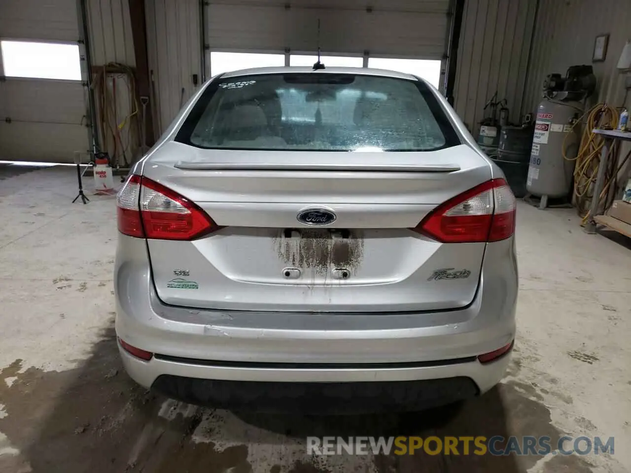 6 Photograph of a damaged car 3FADP4BJ7KM149618 FORD FIESTA 2019