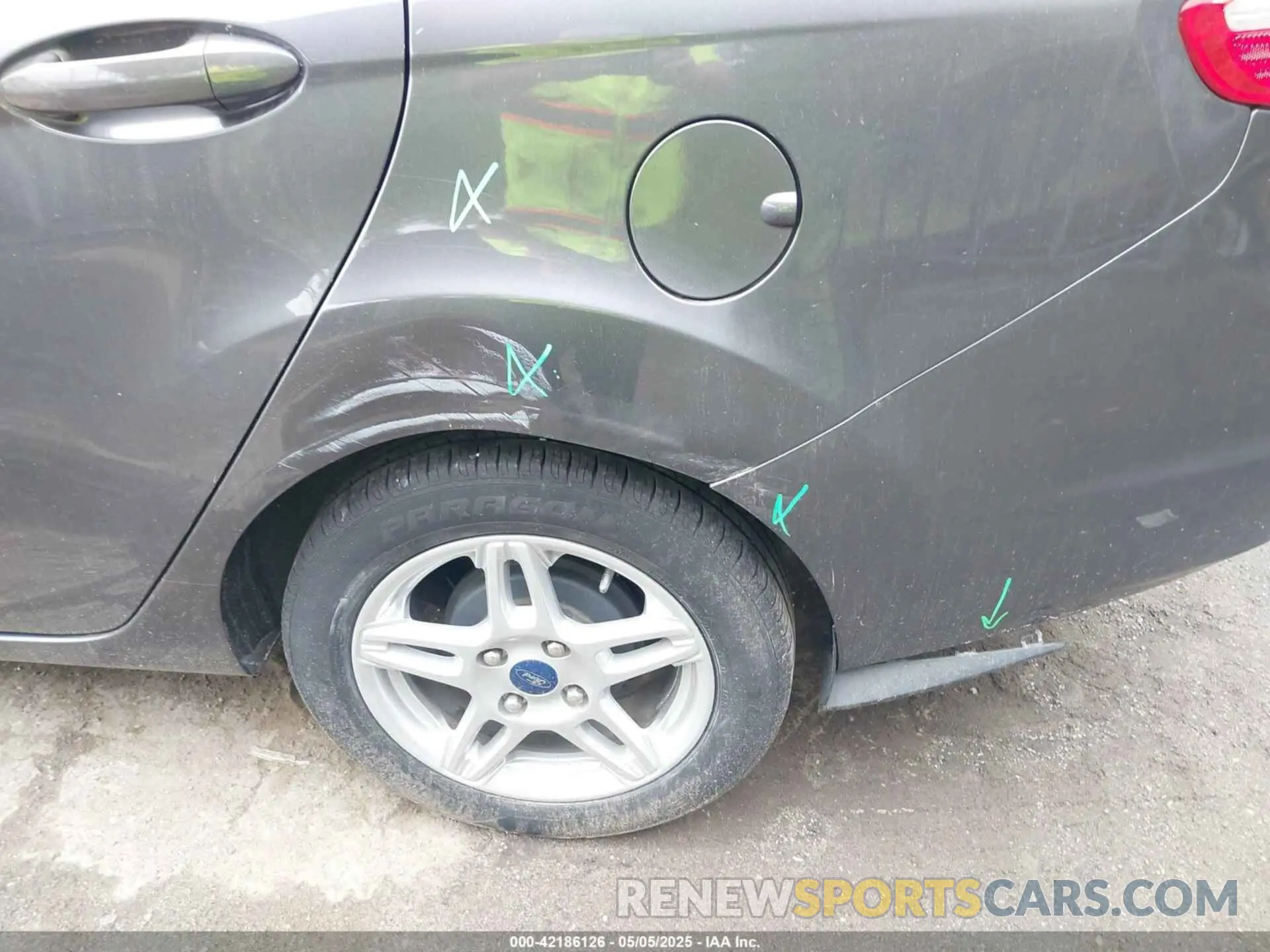 17 Photograph of a damaged car 3FADP4BJ7KM155094 FORD FIESTA 2019
