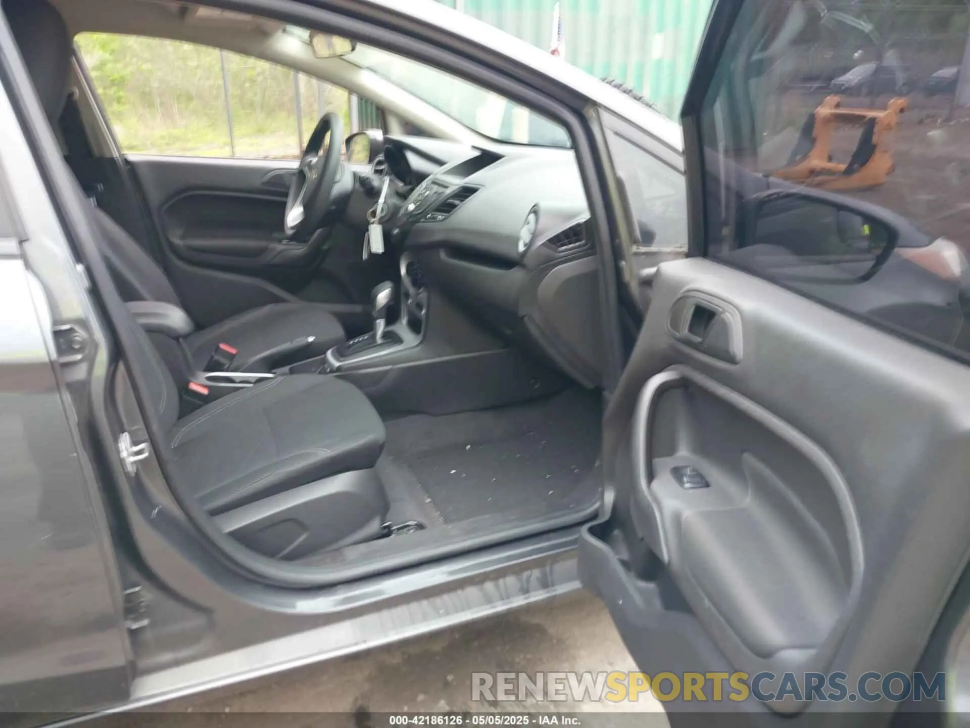 5 Photograph of a damaged car 3FADP4BJ7KM155094 FORD FIESTA 2019