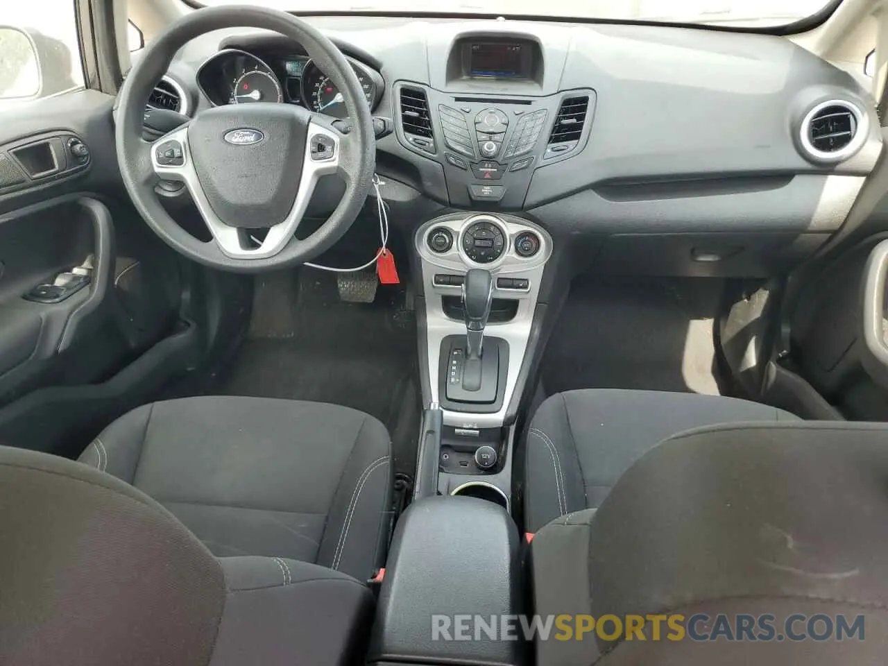 8 Photograph of a damaged car 3FADP4BJ7KM158061 FORD FIESTA 2019