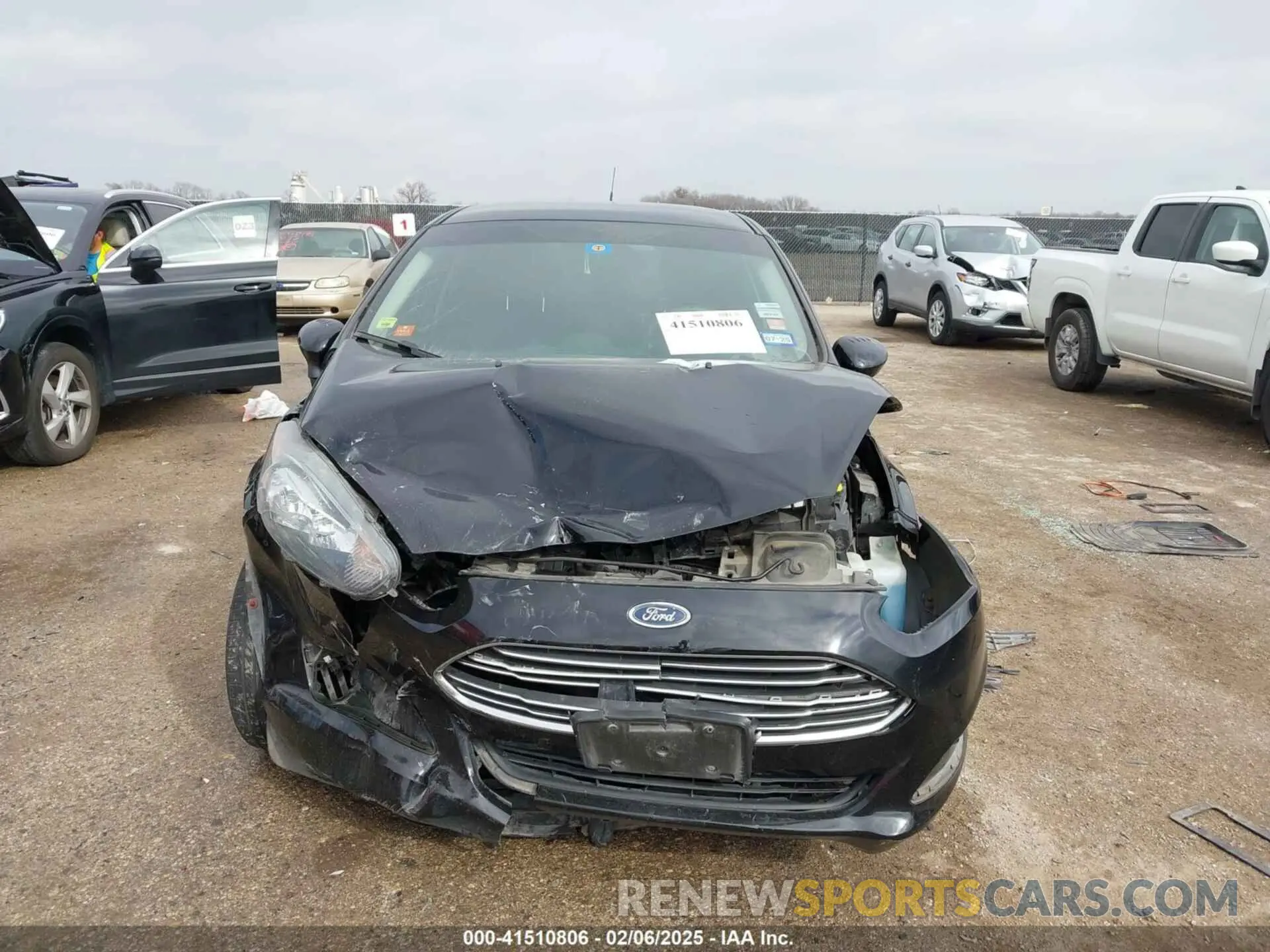 12 Photograph of a damaged car 3FADP4BJ7KM158142 FORD FIESTA 2019