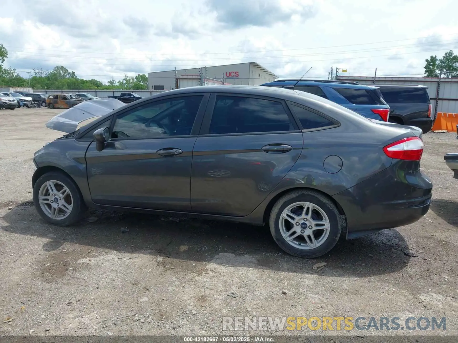 14 Photograph of a damaged car 3FADP4BJ7KM163096 FORD FIESTA 2019