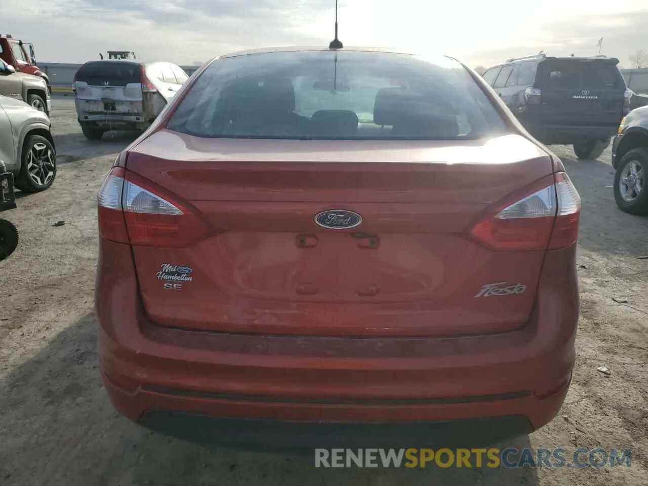 6 Photograph of a damaged car 3FADP4BJ7KM163440 FORD FIESTA 2019