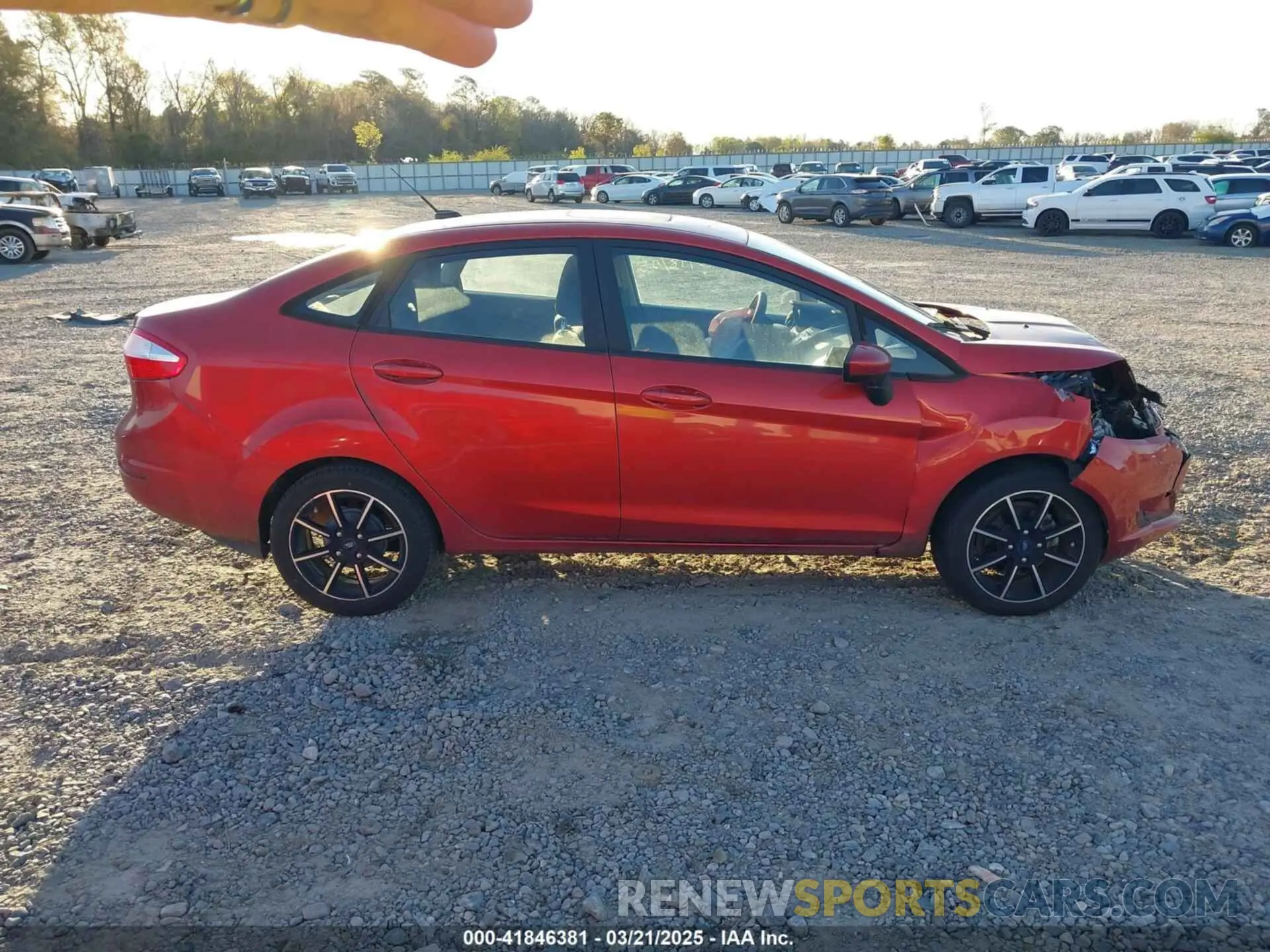 13 Photograph of a damaged car 3FADP4BJ7KM164586 FORD FIESTA 2019