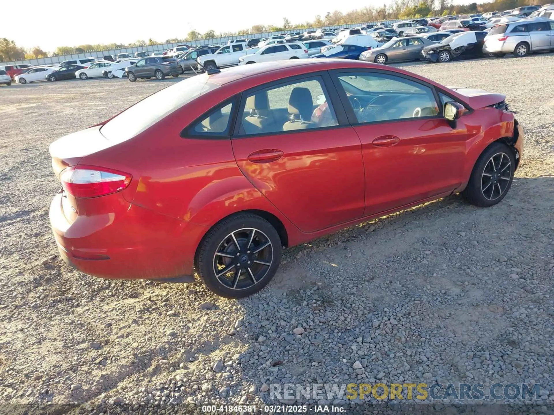 4 Photograph of a damaged car 3FADP4BJ7KM164586 FORD FIESTA 2019