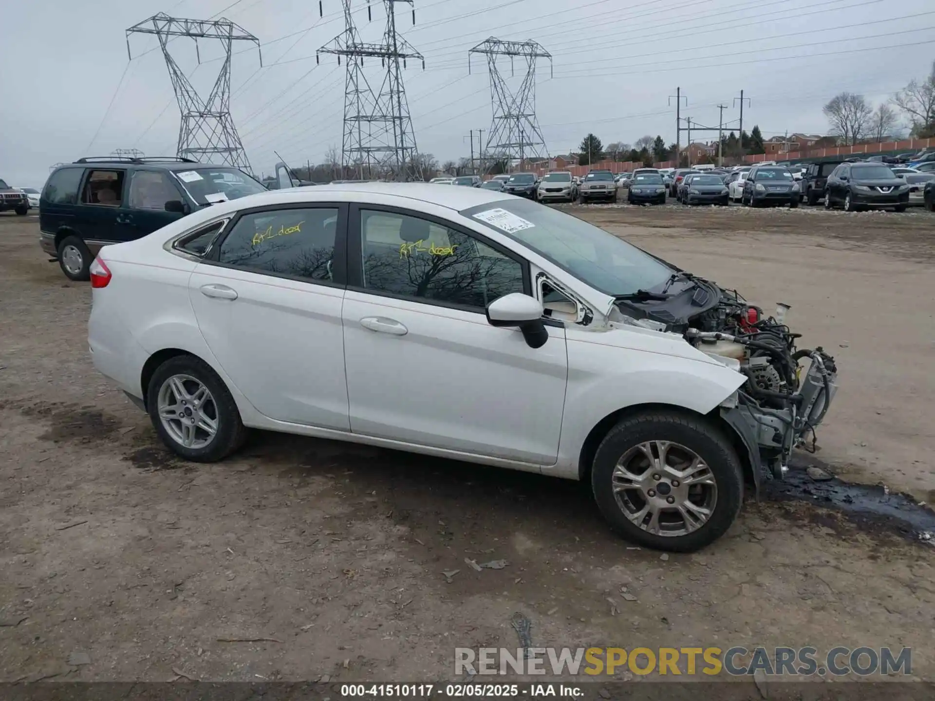 17 Photograph of a damaged car 3FADP4BJ8KM102601 FORD FIESTA 2019