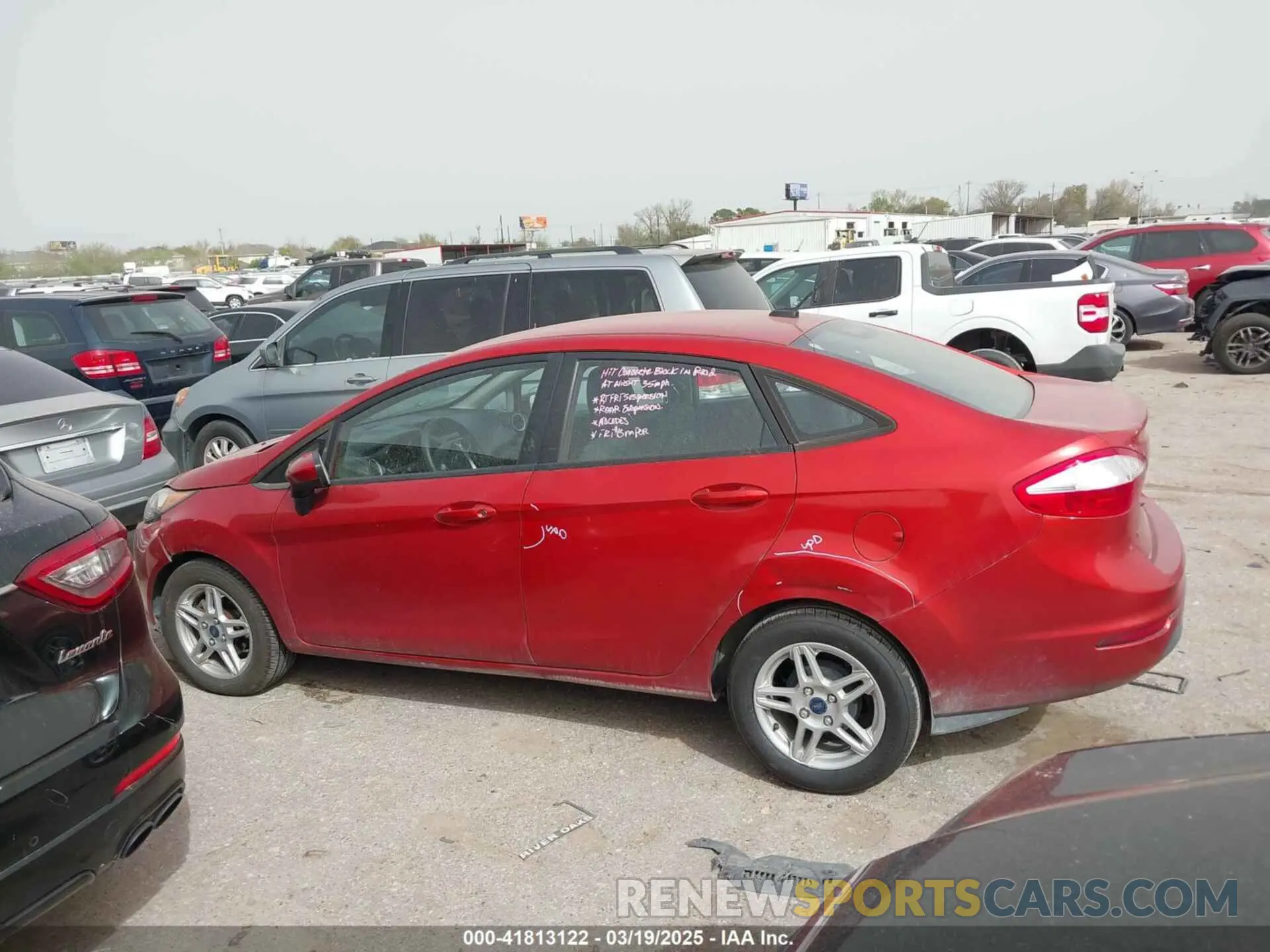 14 Photograph of a damaged car 3FADP4BJ8KM104669 FORD FIESTA 2019