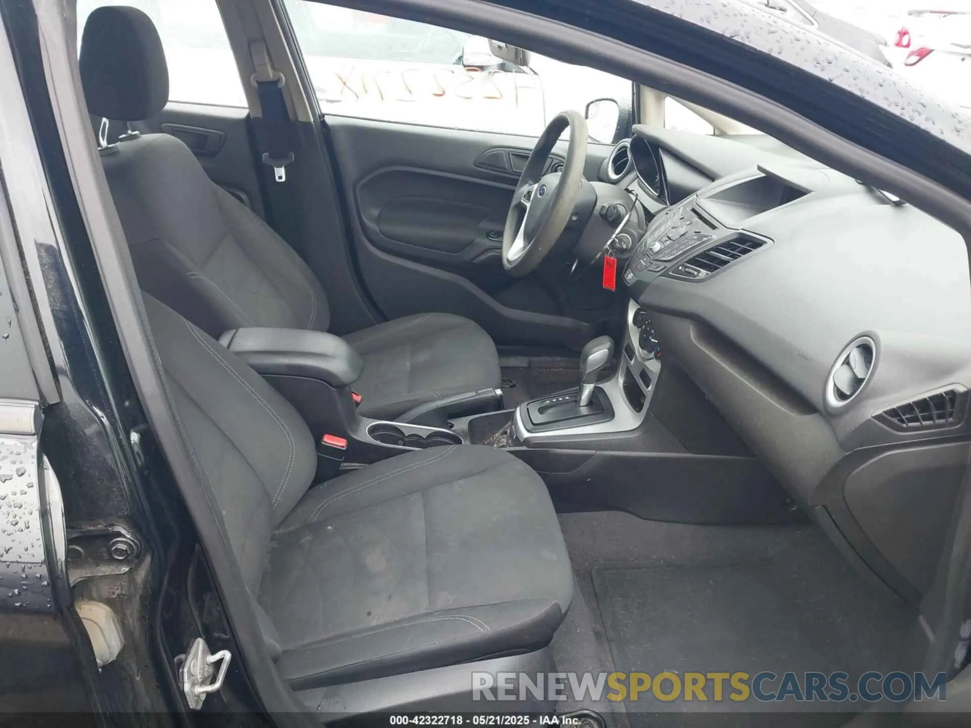 5 Photograph of a damaged car 3FADP4BJ8KM135078 FORD FIESTA 2019