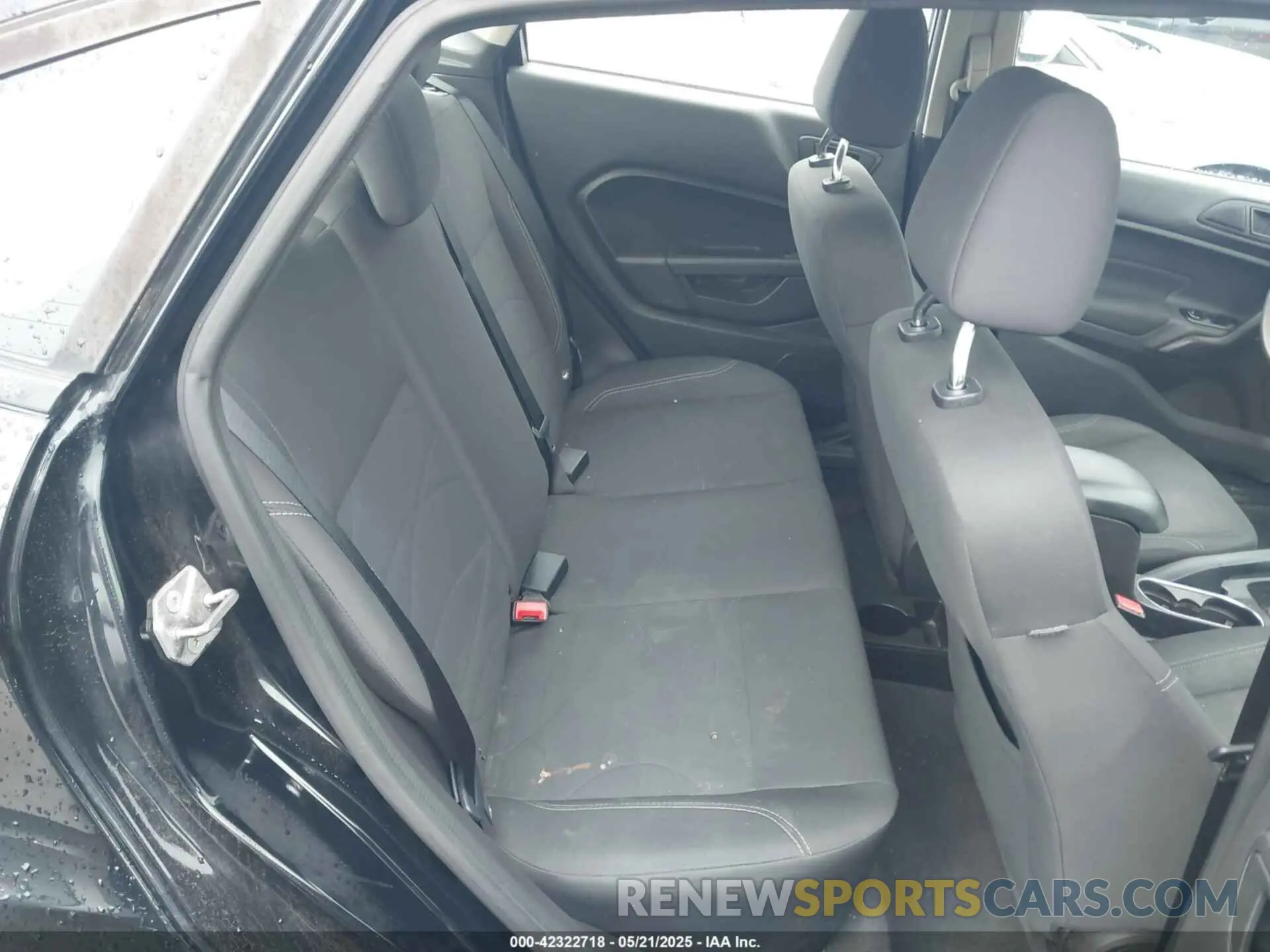 8 Photograph of a damaged car 3FADP4BJ8KM135078 FORD FIESTA 2019