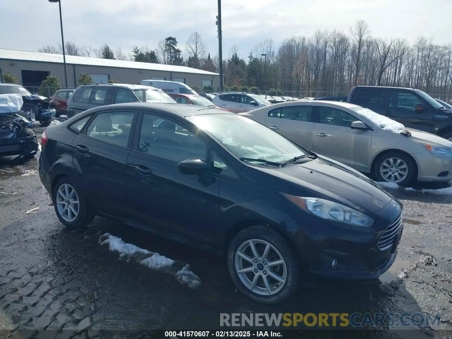 1 Photograph of a damaged car 3FADP4BJ8KM137770 FORD FIESTA 2019