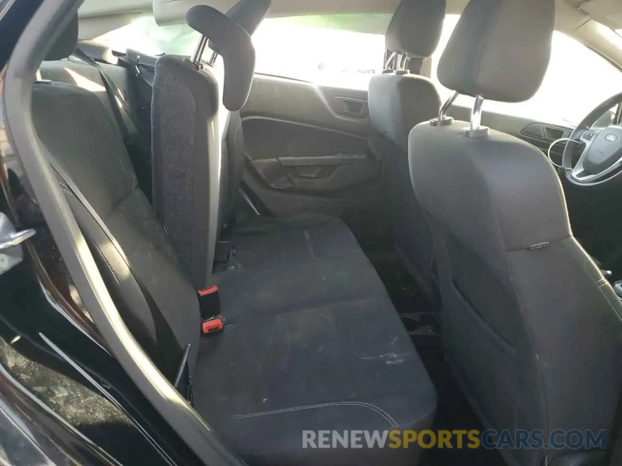 10 Photograph of a damaged car 3FADP4BJ8KM162653 FORD FIESTA 2019