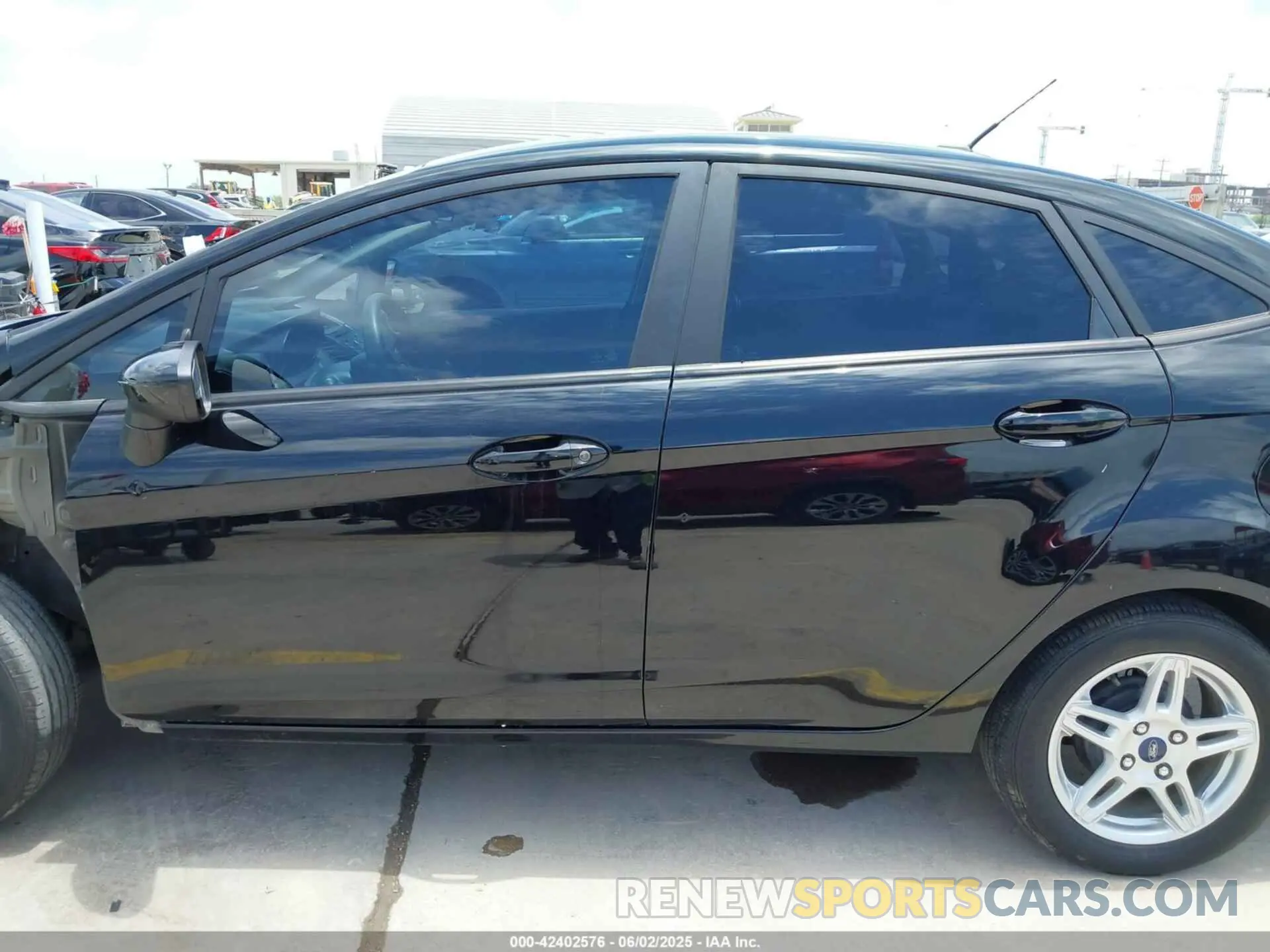 15 Photograph of a damaged car 3FADP4BJ8KM162894 FORD FIESTA 2019