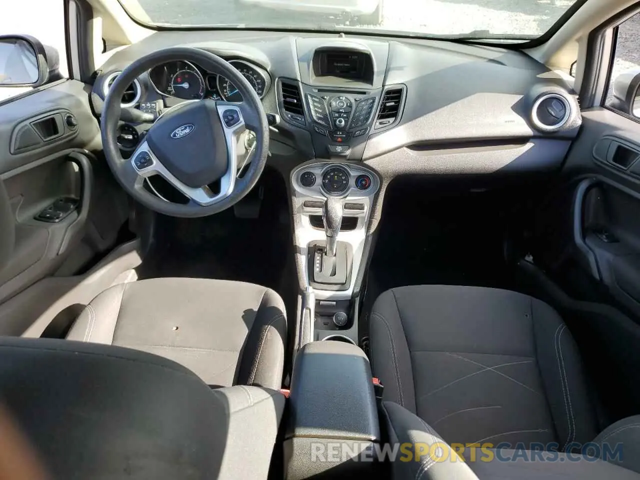 8 Photograph of a damaged car 3FADP4BJ8KM163866 FORD FIESTA 2019