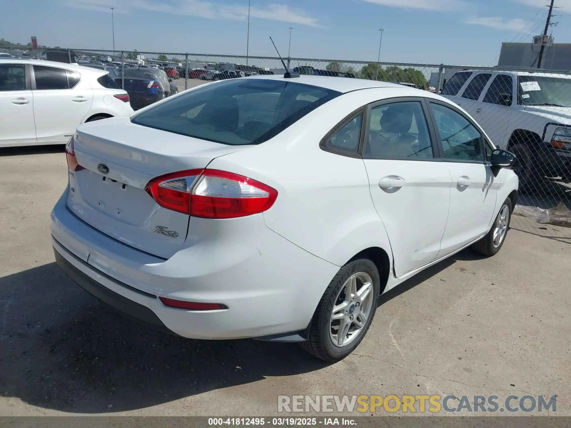 4 Photograph of a damaged car 3FADP4BJ9KM101506 FORD FIESTA 2019