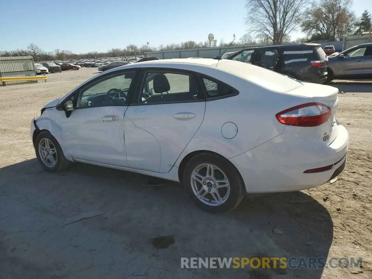 2 Photograph of a damaged car 3FADP4BJ9KM101585 FORD FIESTA 2019