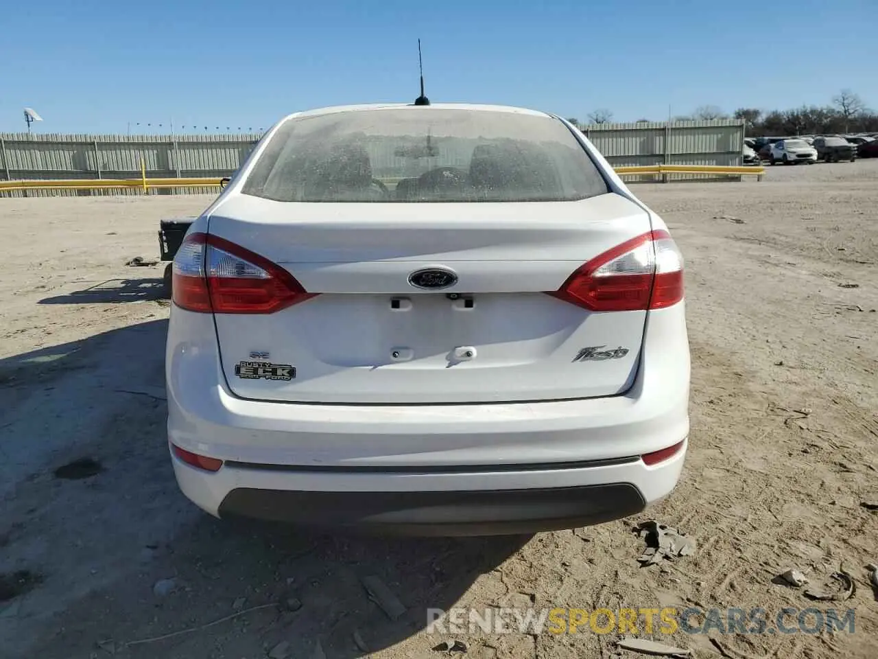 6 Photograph of a damaged car 3FADP4BJ9KM101585 FORD FIESTA 2019