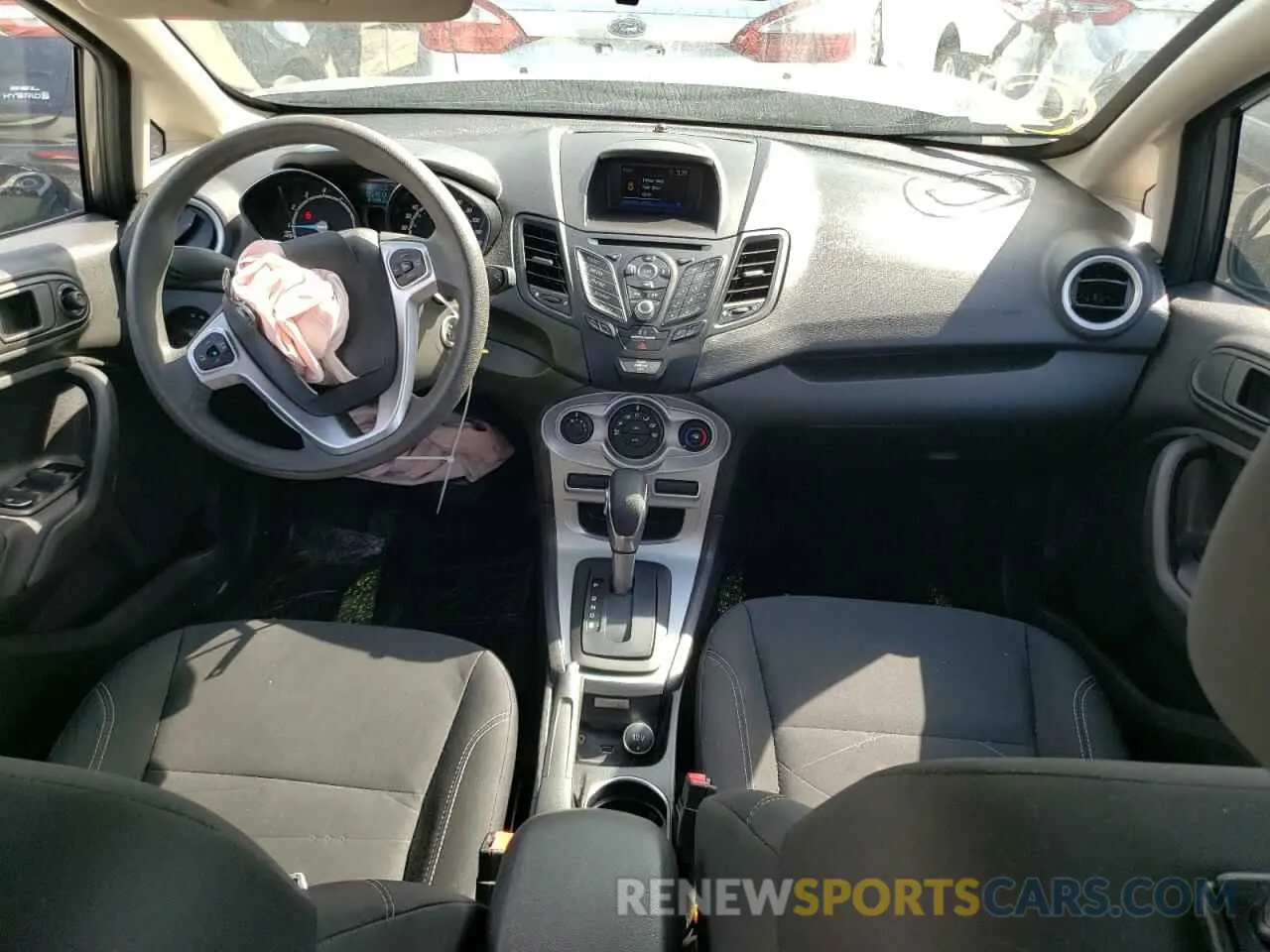 8 Photograph of a damaged car 3FADP4BJ9KM119486 FORD FIESTA 2019
