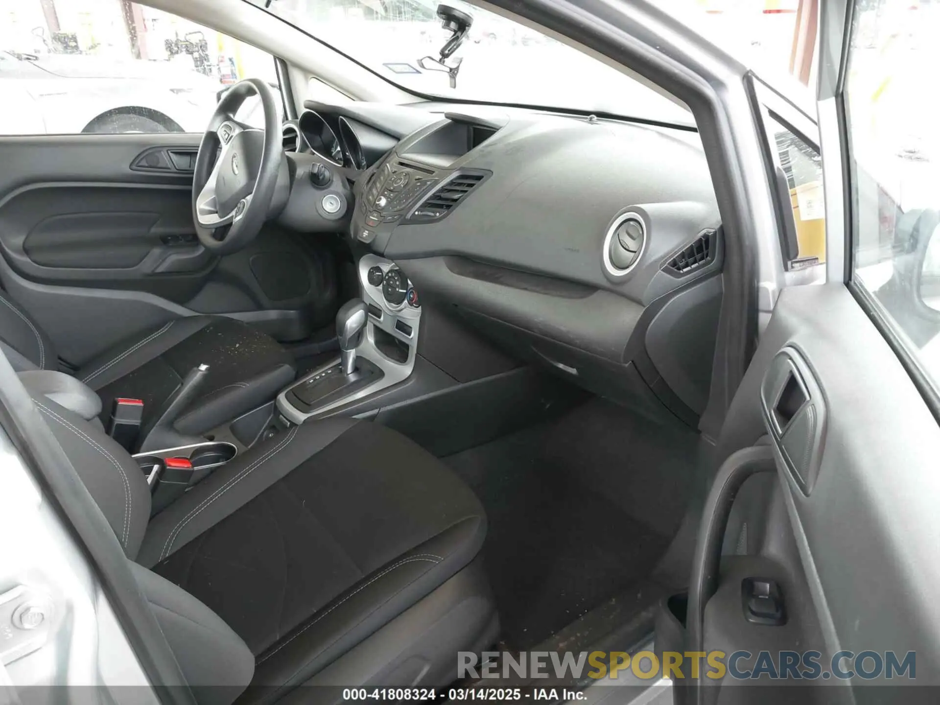 5 Photograph of a damaged car 3FADP4BJ9KM135249 FORD FIESTA 2019