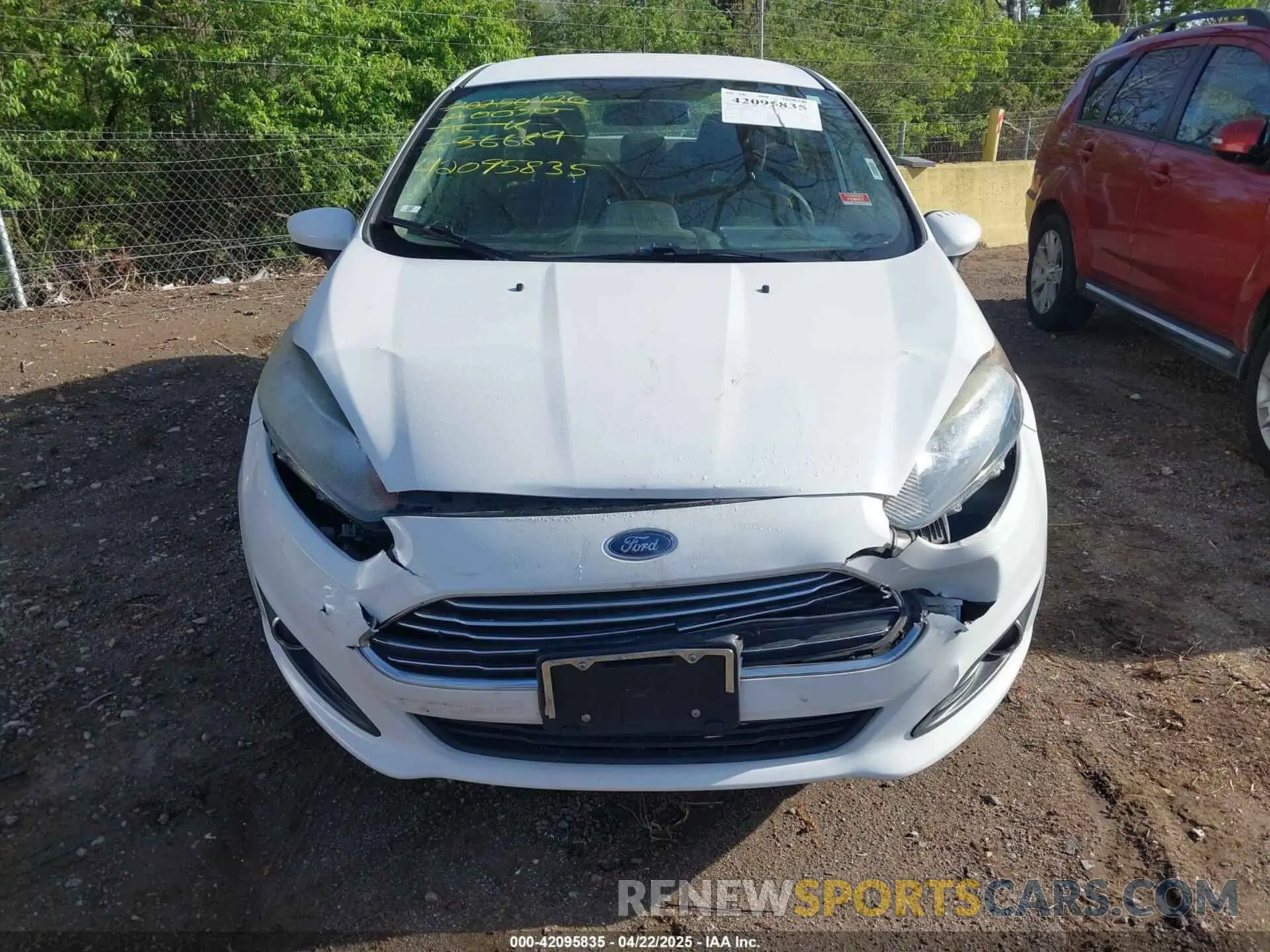 11 Photograph of a damaged car 3FADP4BJ9KM136689 FORD FIESTA 2019