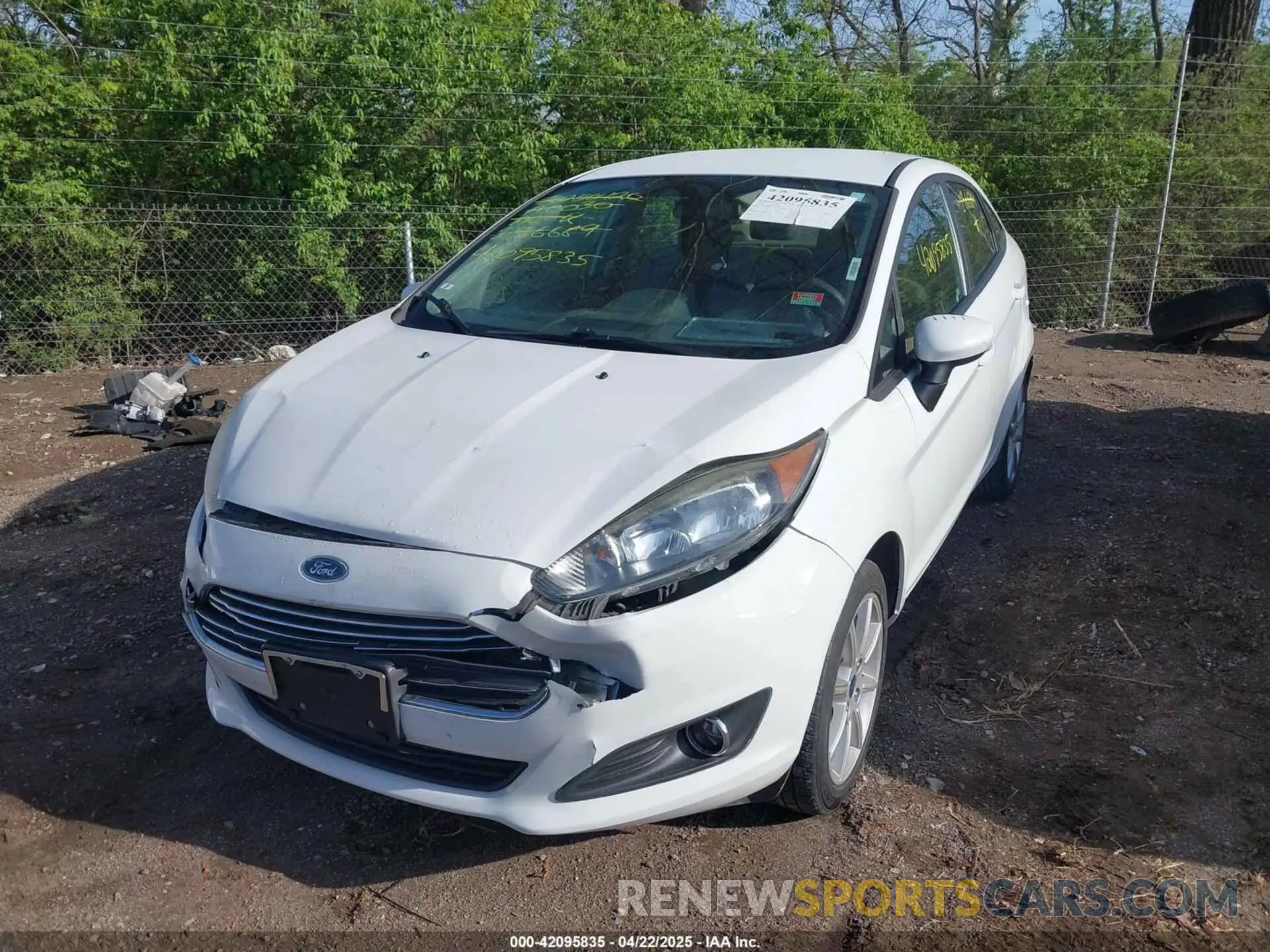 2 Photograph of a damaged car 3FADP4BJ9KM136689 FORD FIESTA 2019