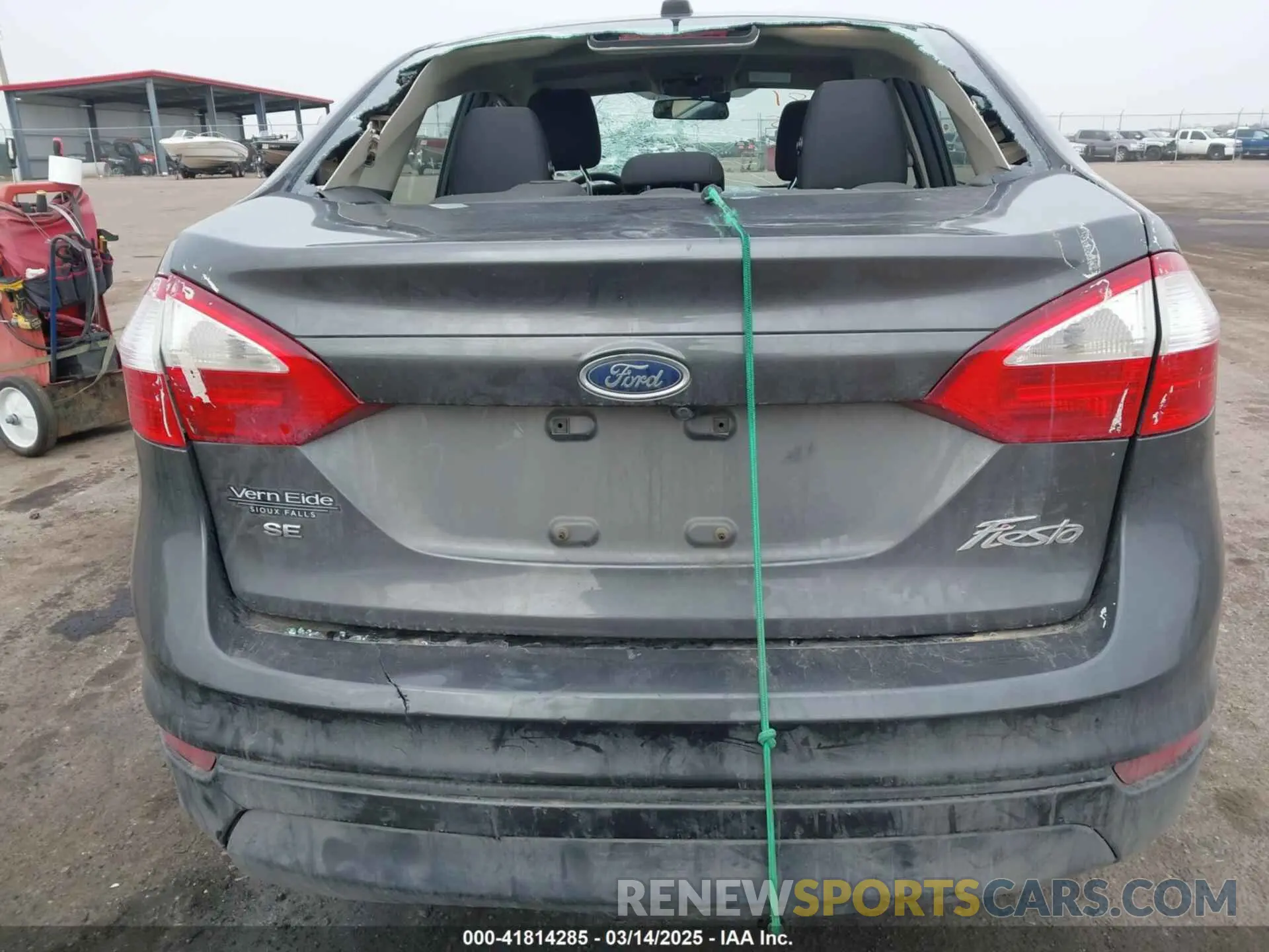 18 Photograph of a damaged car 3FADP4BJXKM104902 FORD FIESTA 2019