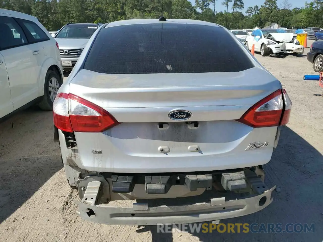 6 Photograph of a damaged car 3FADP4BJXKM123806 FORD FIESTA 2019