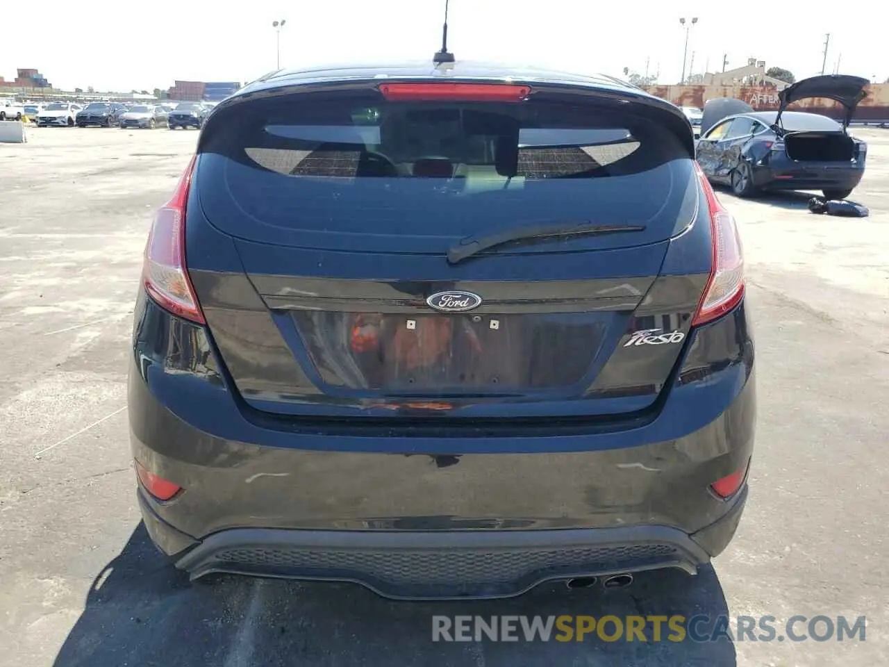 6 Photograph of a damaged car 3FADP4DJ0KM135587 FORD FIESTA 2019