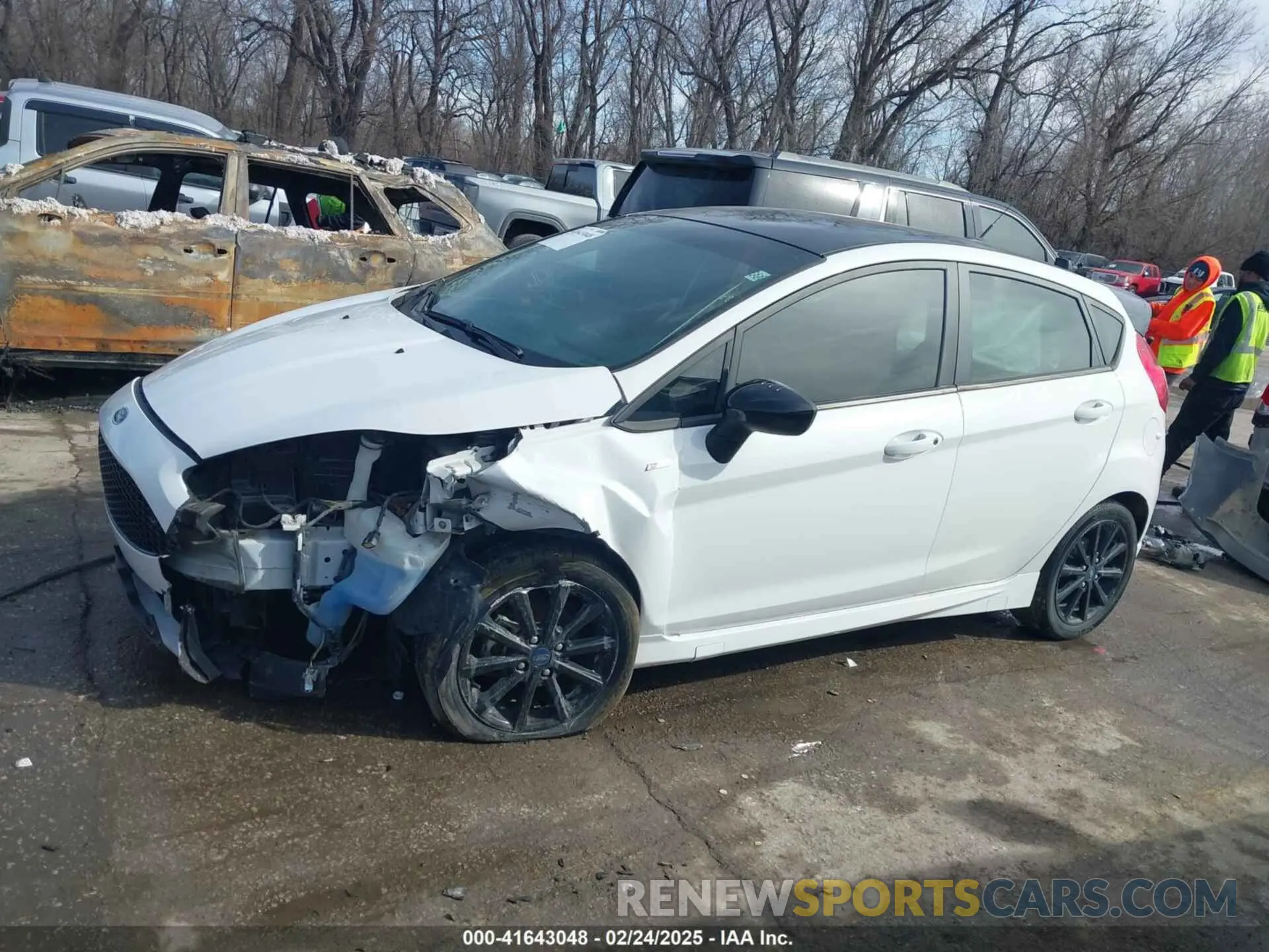 14 Photograph of a damaged car 3FADP4DJ0KM141552 FORD FIESTA 2019