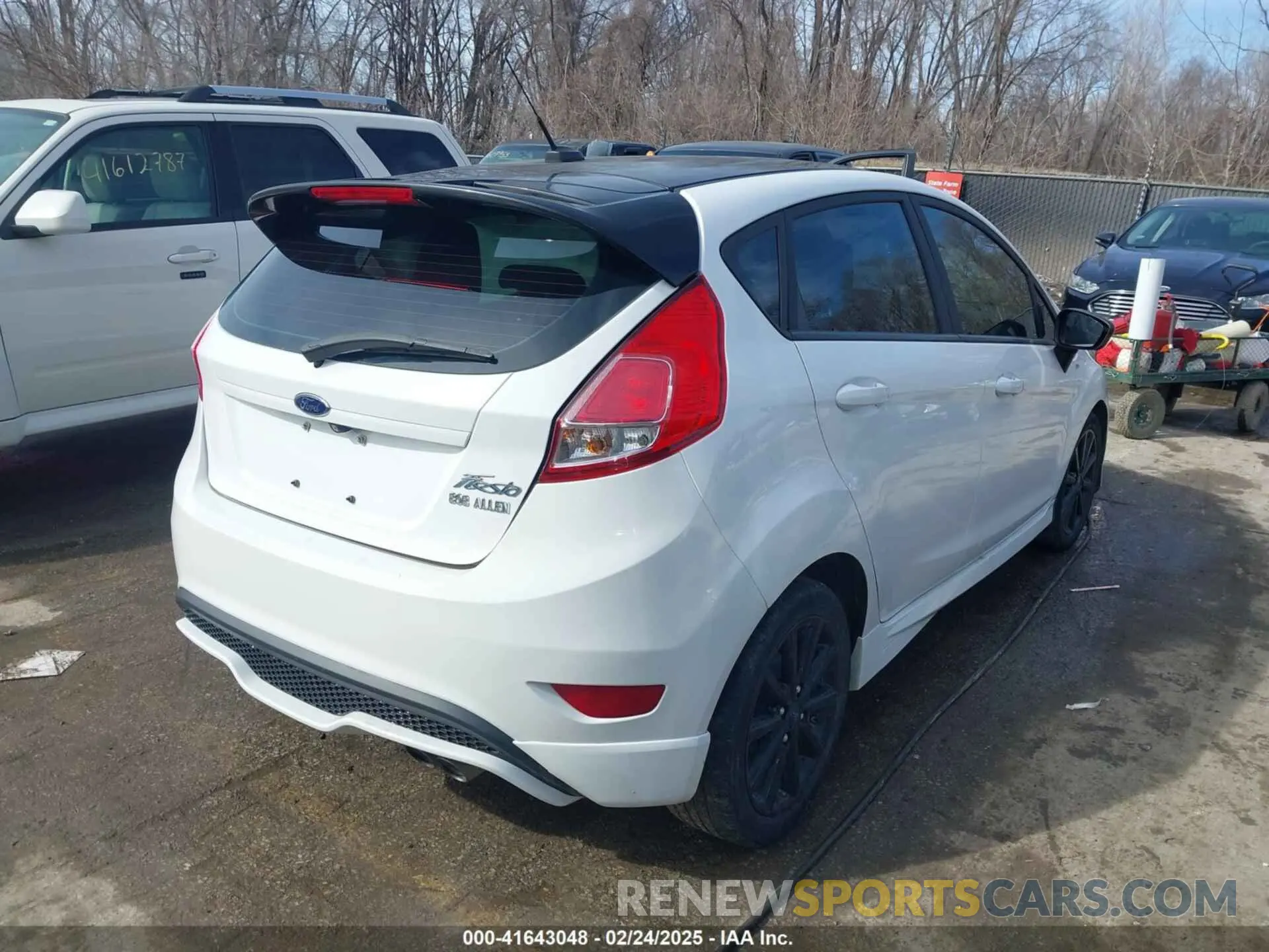 4 Photograph of a damaged car 3FADP4DJ0KM141552 FORD FIESTA 2019
