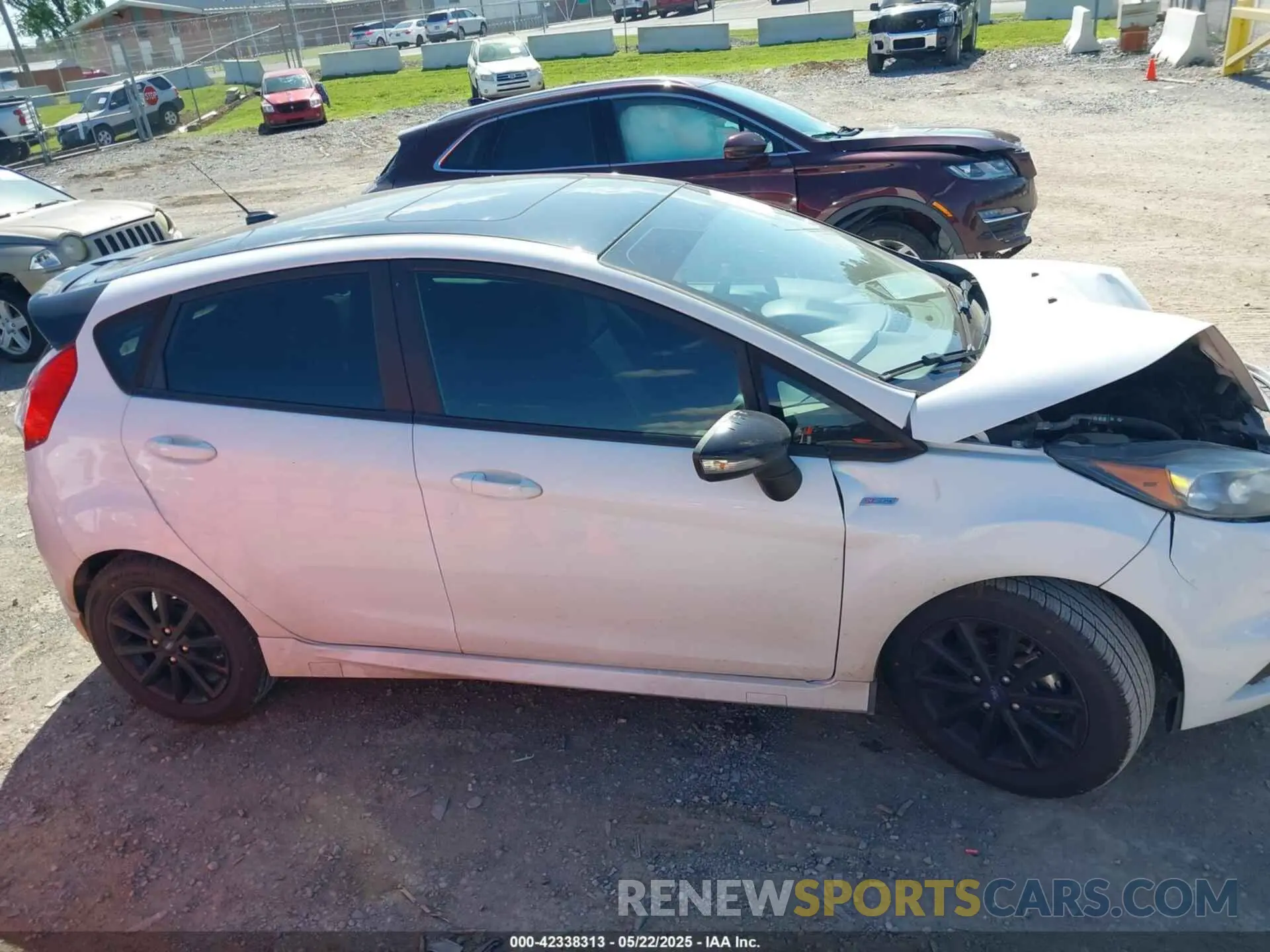 13 Photograph of a damaged car 3FADP4DJ1KM151362 FORD FIESTA 2019