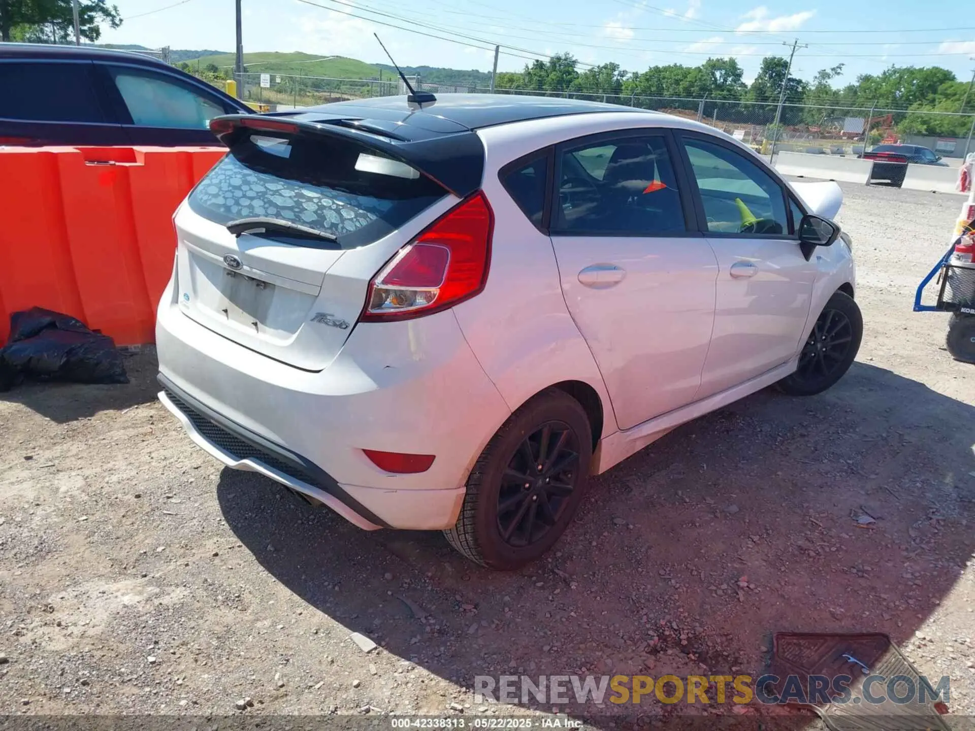 4 Photograph of a damaged car 3FADP4DJ1KM151362 FORD FIESTA 2019