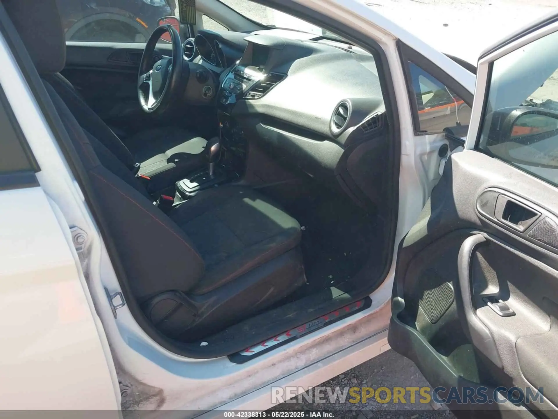 5 Photograph of a damaged car 3FADP4DJ1KM151362 FORD FIESTA 2019