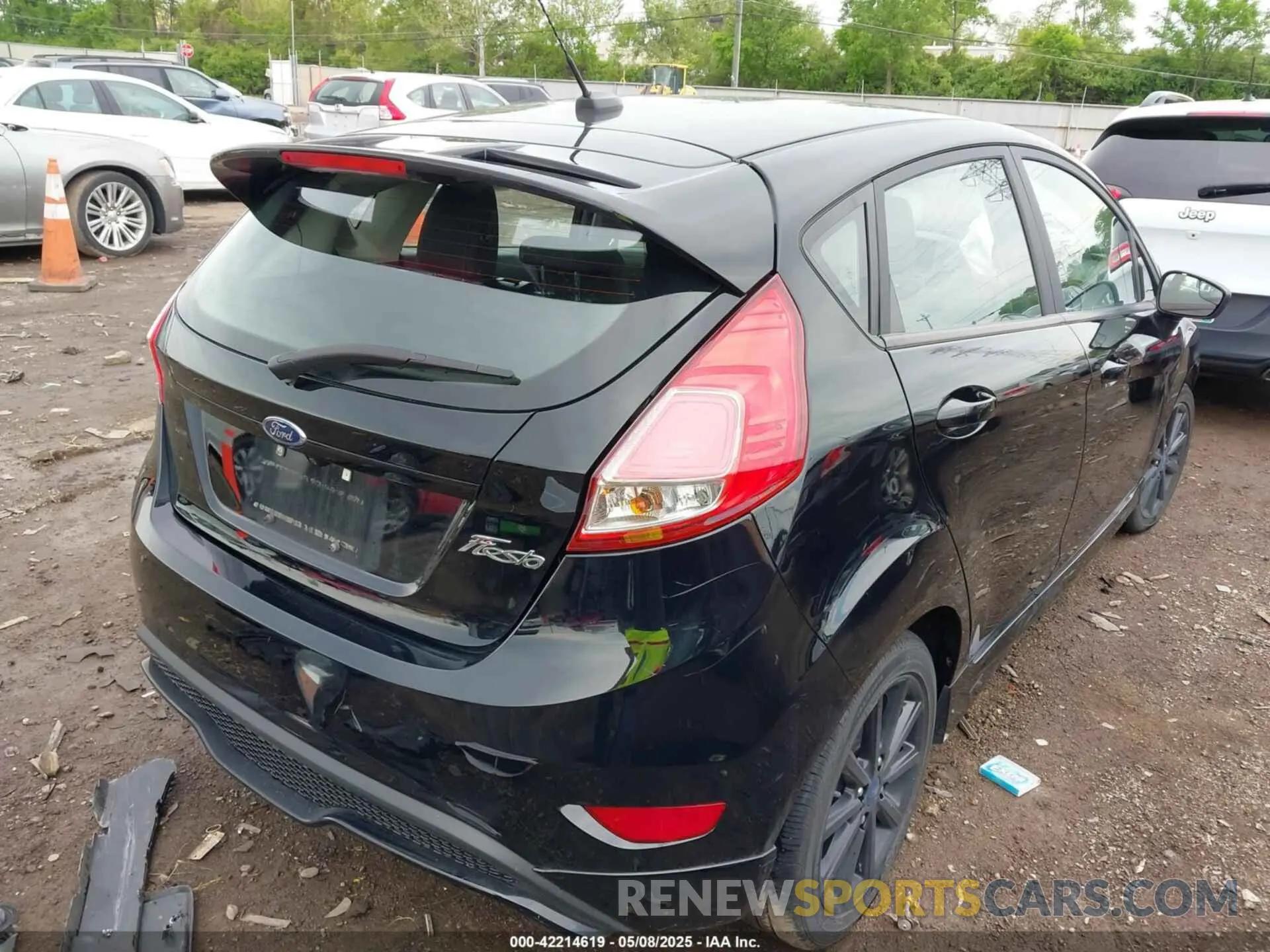 4 Photograph of a damaged car 3FADP4DJ4KM153509 FORD FIESTA 2019