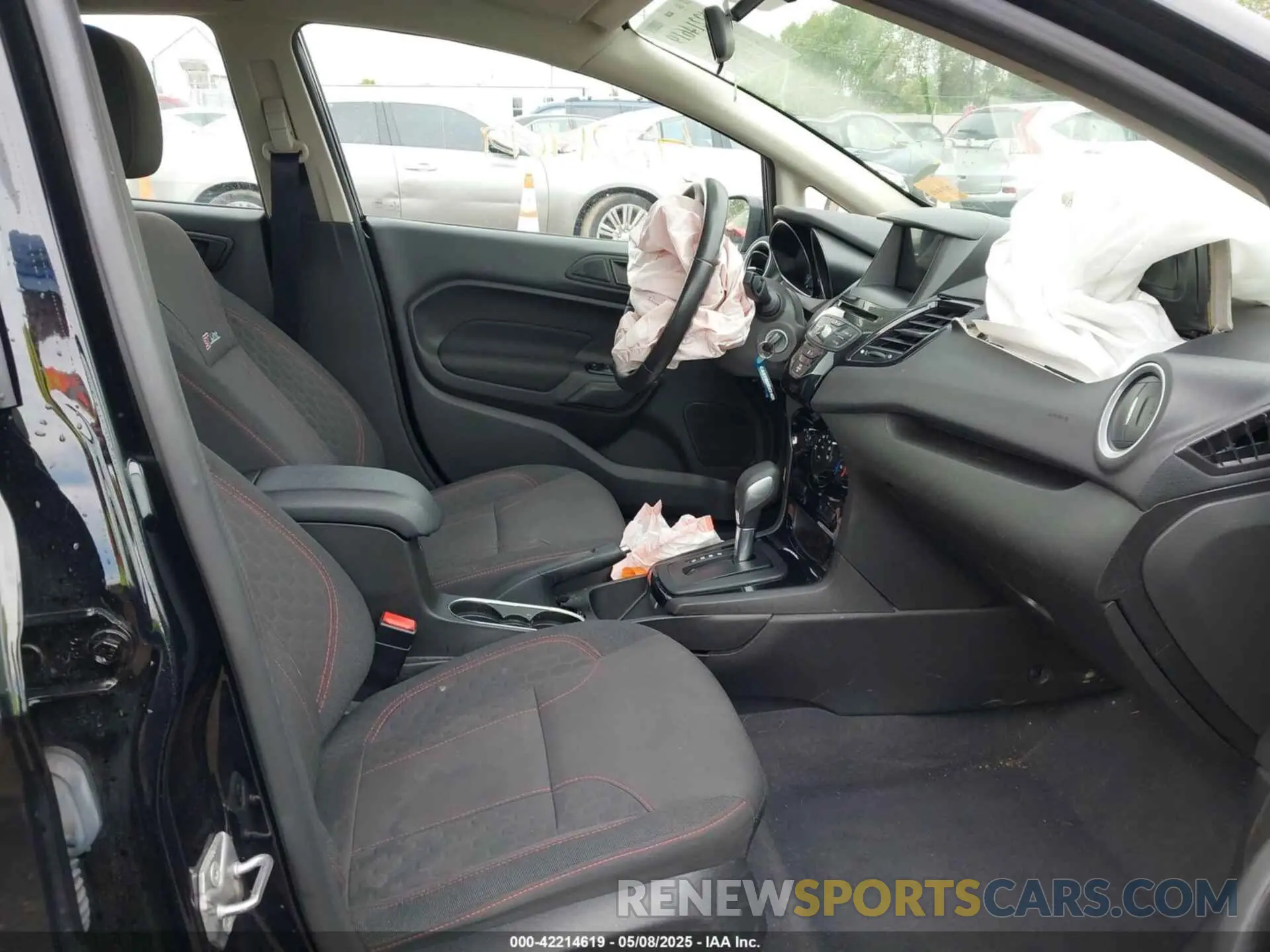 5 Photograph of a damaged car 3FADP4DJ4KM153509 FORD FIESTA 2019