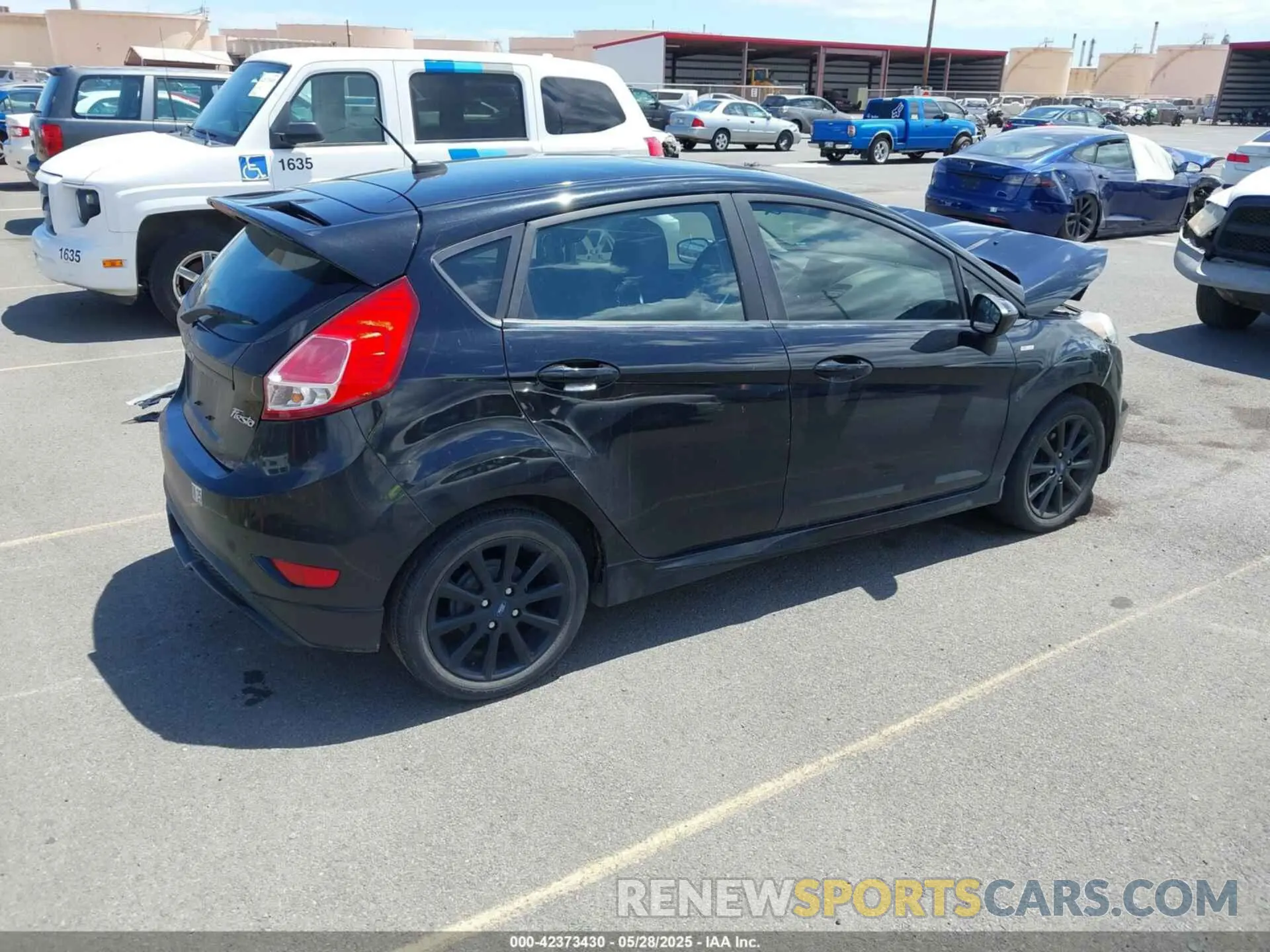 4 Photograph of a damaged car 3FADP4DJXKM146466 FORD FIESTA 2019
