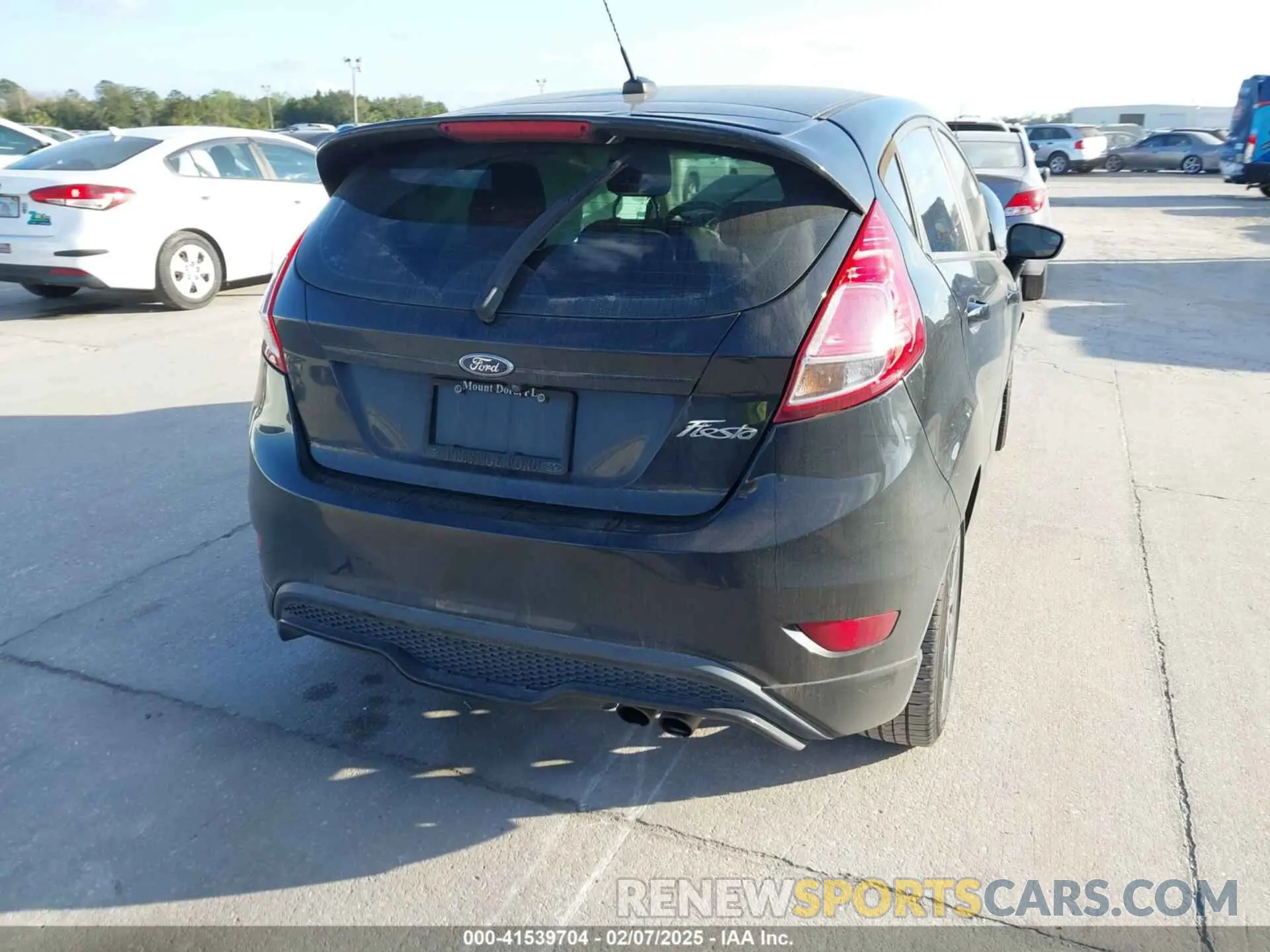 16 Photograph of a damaged car 3FADP4DJXKM161582 FORD FIESTA 2019