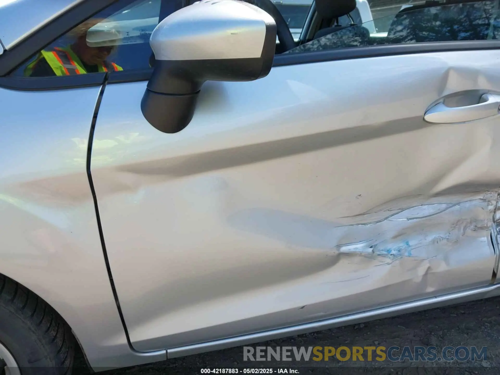 19 Photograph of a damaged car 3FADP4EJ0KM130498 FORD FIESTA 2019