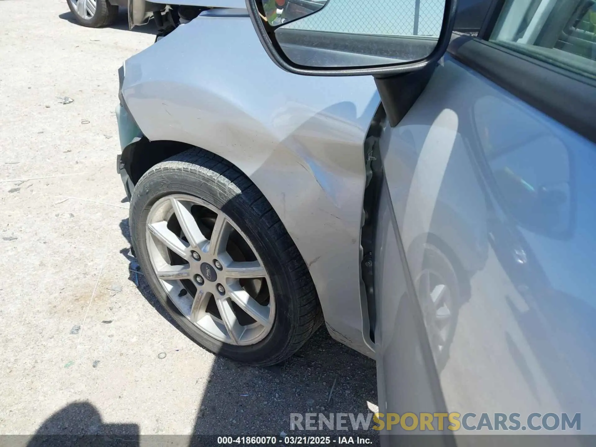 18 Photograph of a damaged car 3FADP4EJ0KM148614 FORD FIESTA 2019
