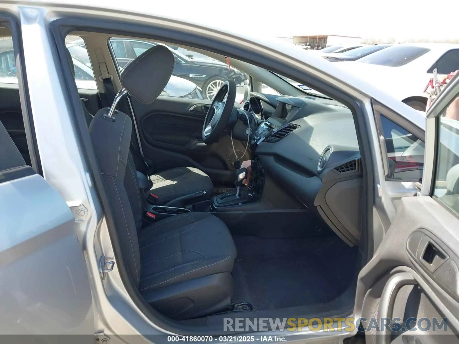 5 Photograph of a damaged car 3FADP4EJ0KM148614 FORD FIESTA 2019