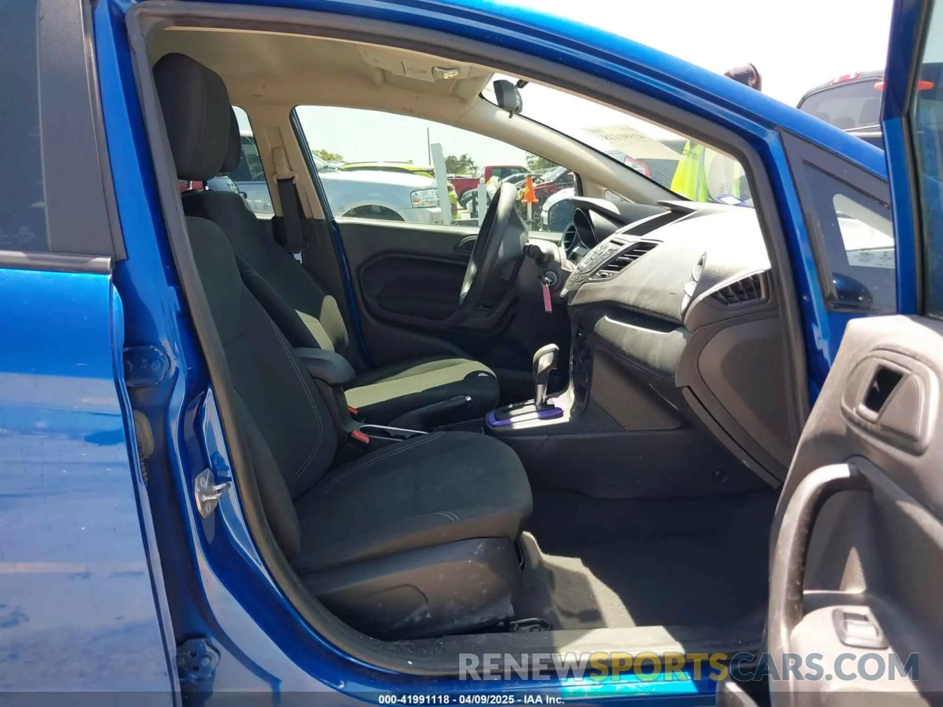 5 Photograph of a damaged car 3FADP4EJ0KM159693 FORD FIESTA 2019