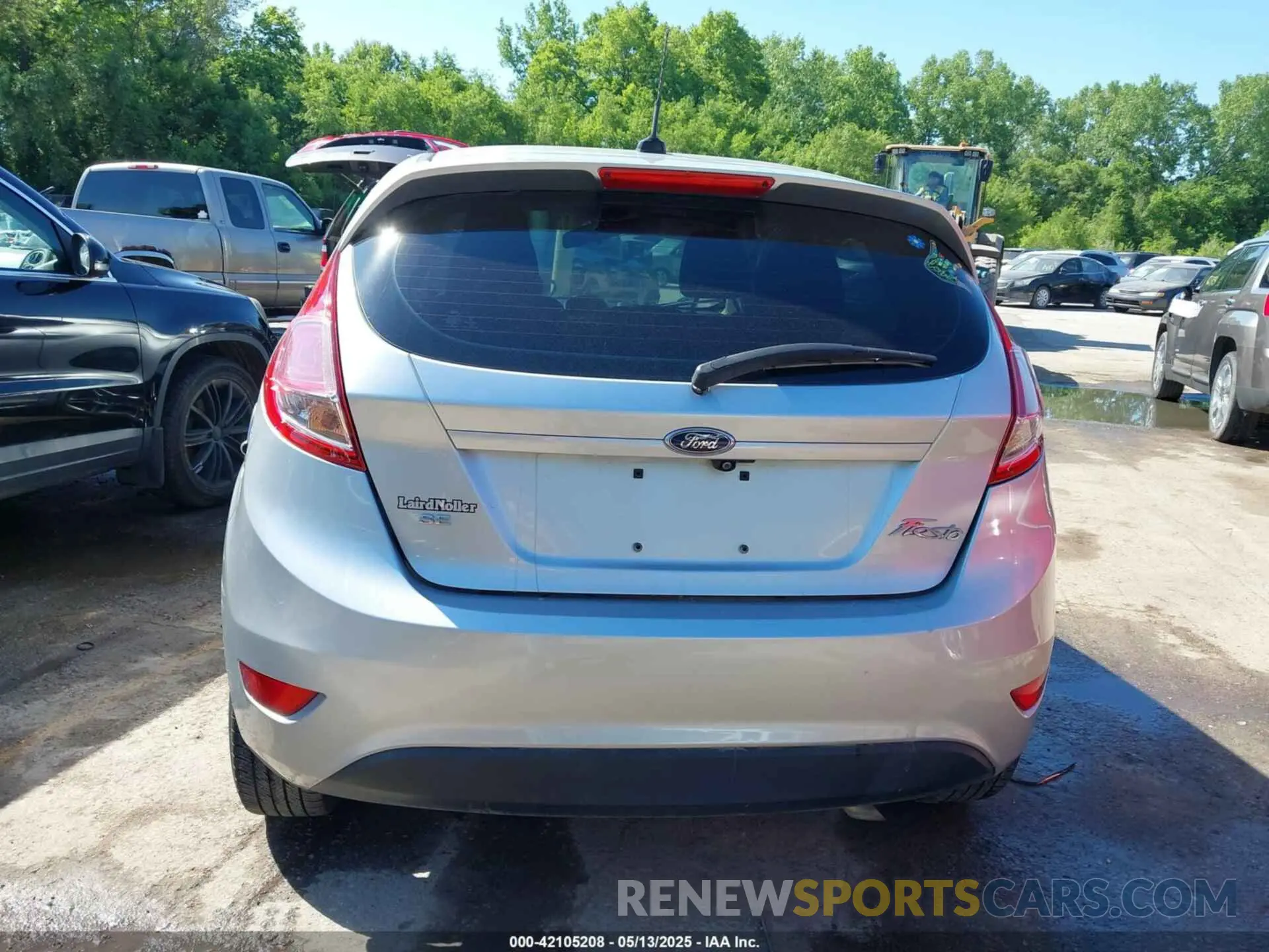 16 Photograph of a damaged car 3FADP4EJ1KM118246 FORD FIESTA 2019