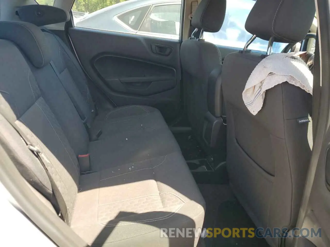 11 Photograph of a damaged car 3FADP4EJ1KM124533 FORD FIESTA 2019