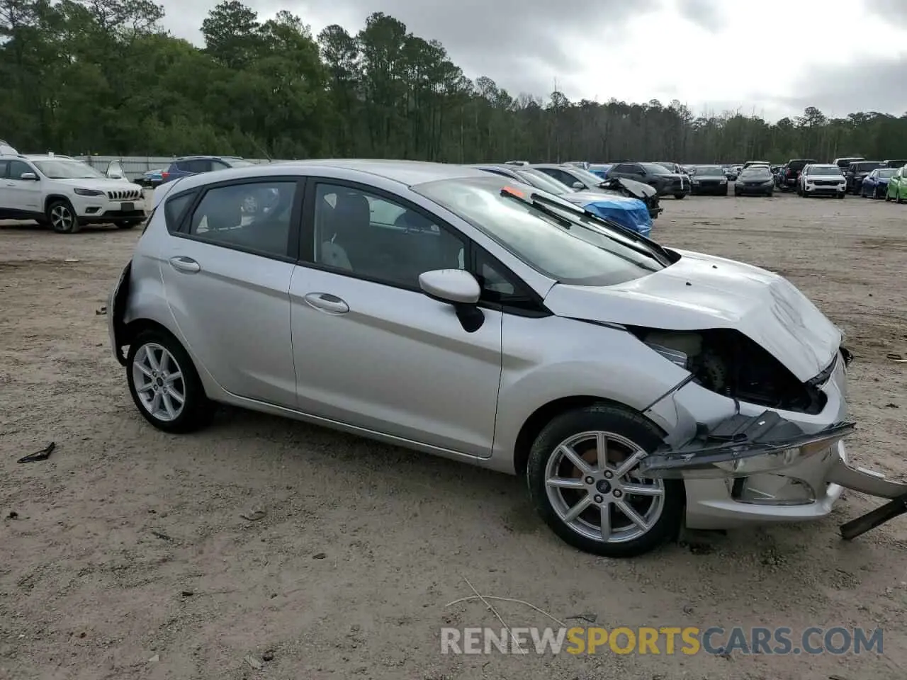 4 Photograph of a damaged car 3FADP4EJ1KM124533 FORD FIESTA 2019