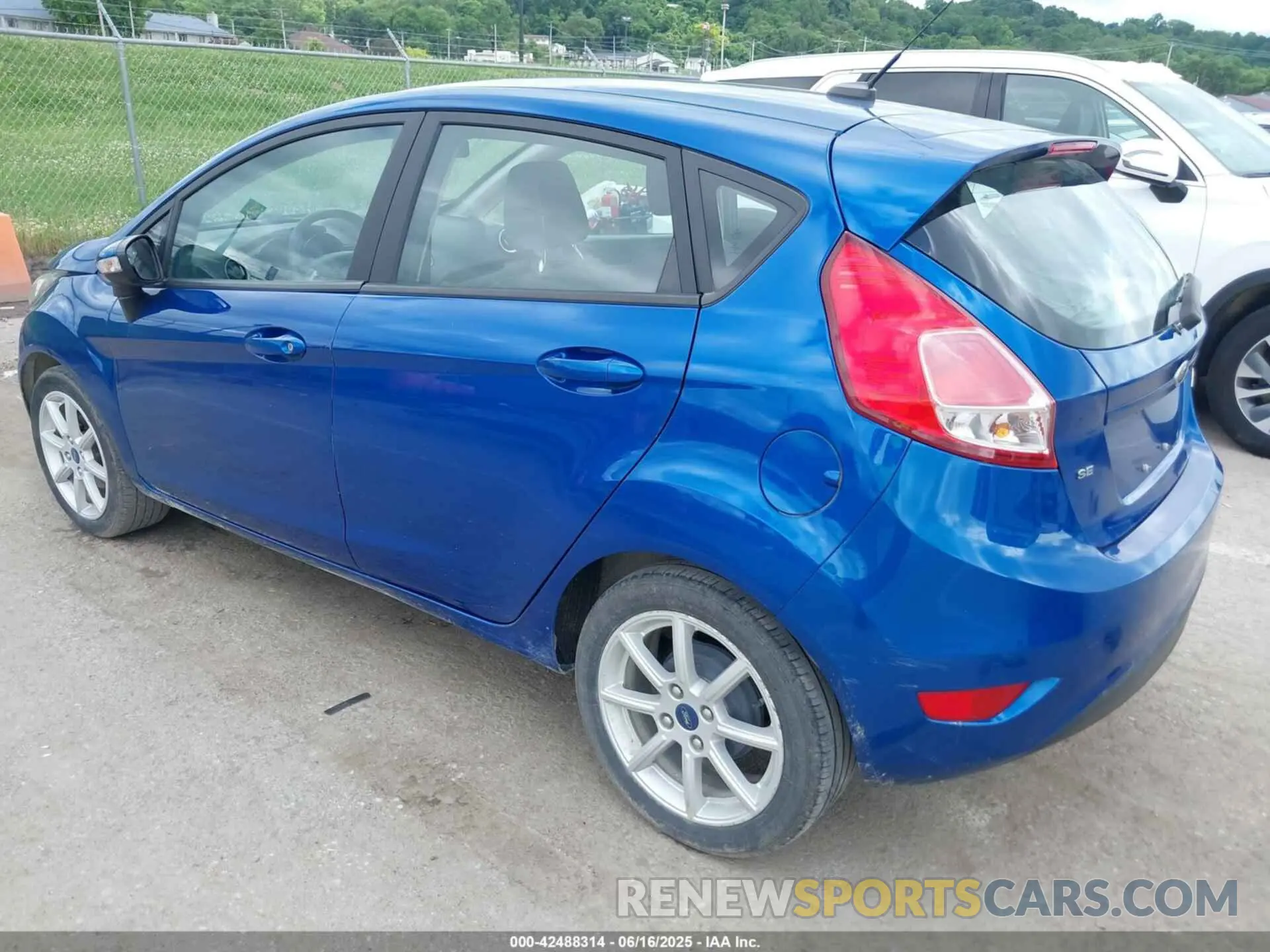 3 Photograph of a damaged car 3FADP4EJ1KM134558 FORD FIESTA 2019