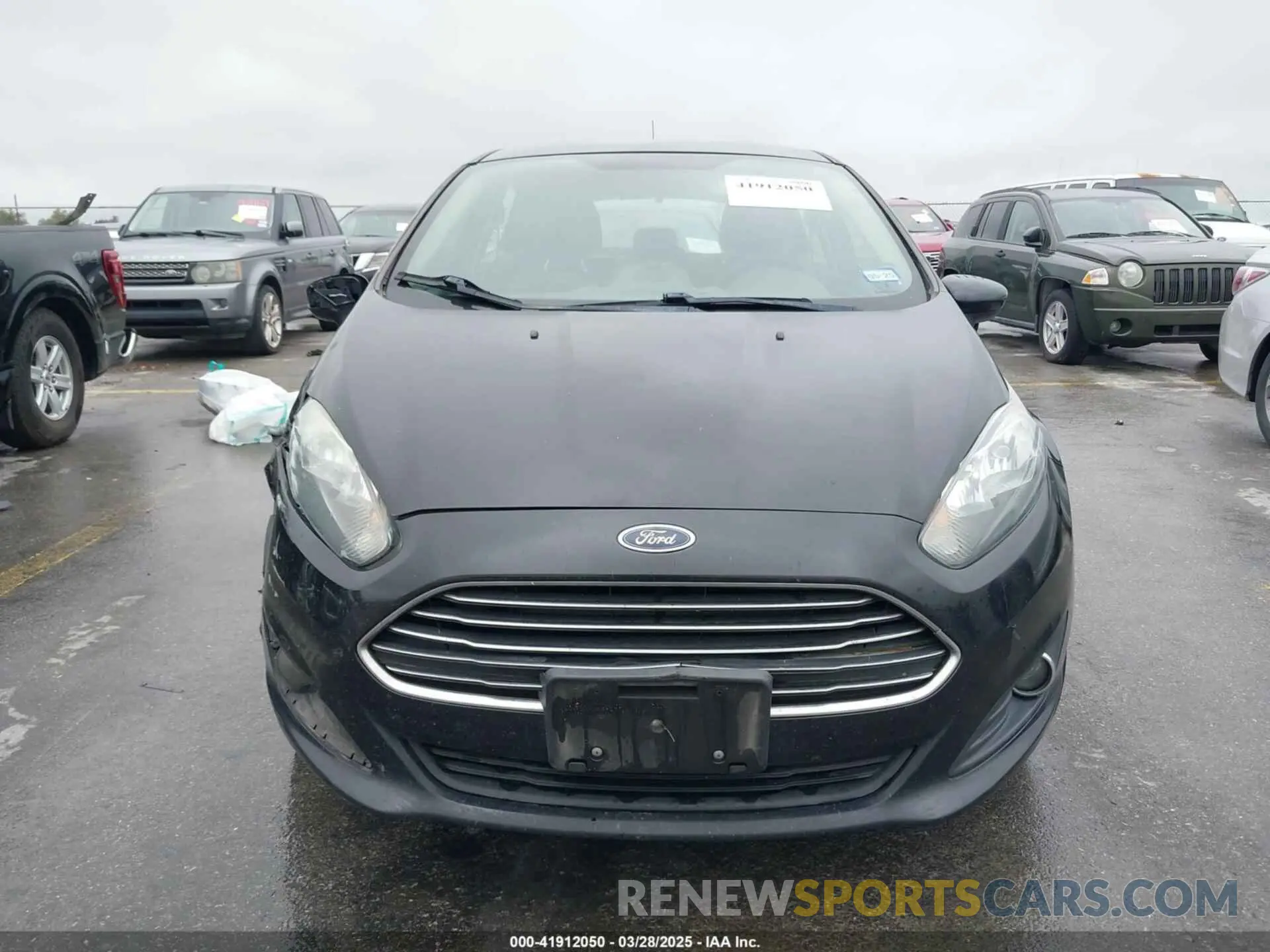 12 Photograph of a damaged car 3FADP4EJ3KM138059 FORD FIESTA 2019