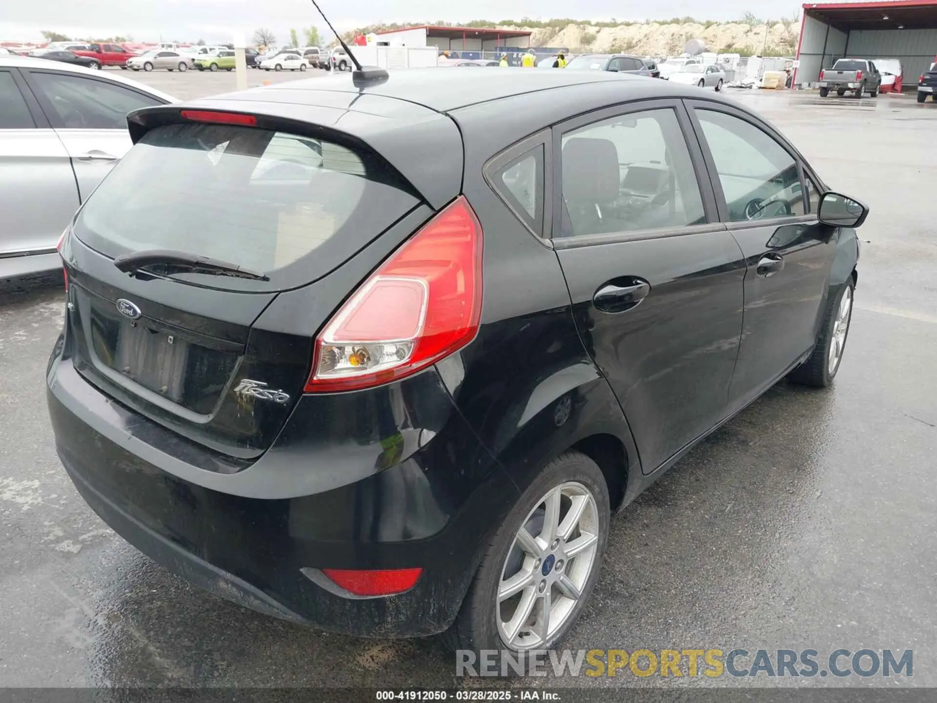 4 Photograph of a damaged car 3FADP4EJ3KM138059 FORD FIESTA 2019