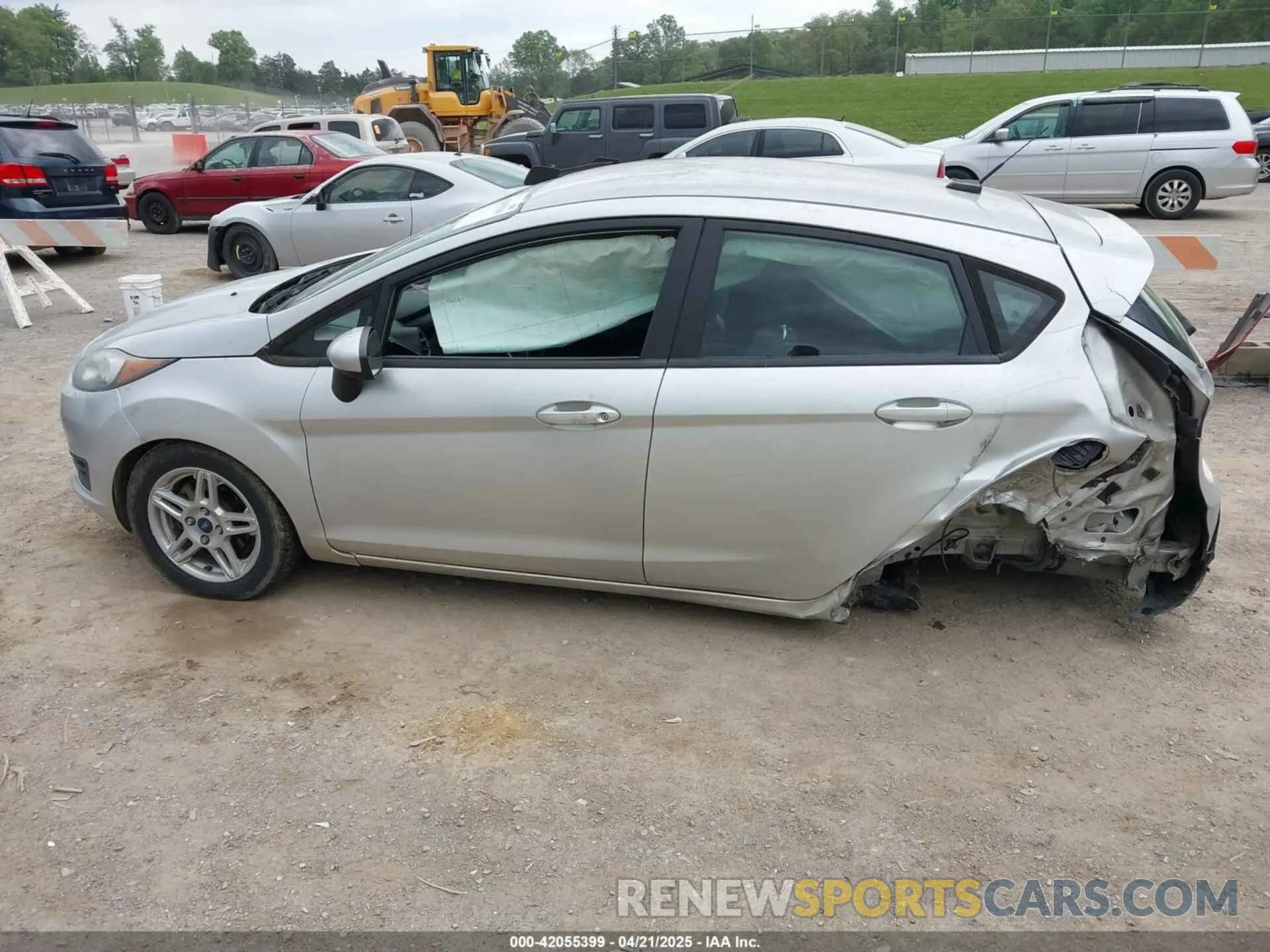 14 Photograph of a damaged car 3FADP4EJ3KM145397 FORD FIESTA 2019